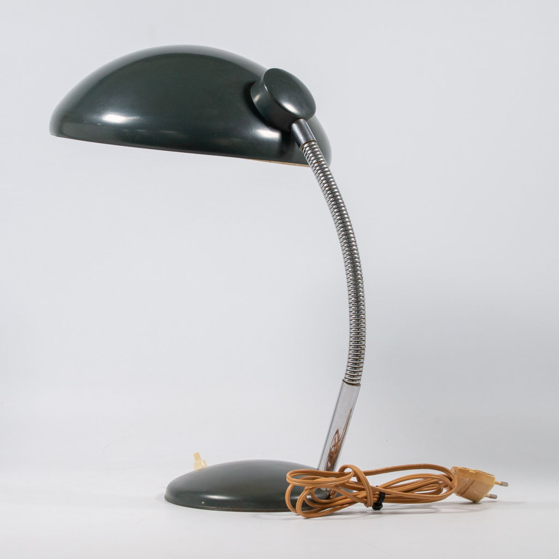 A 1950's desk lamp - Image 8 of 16