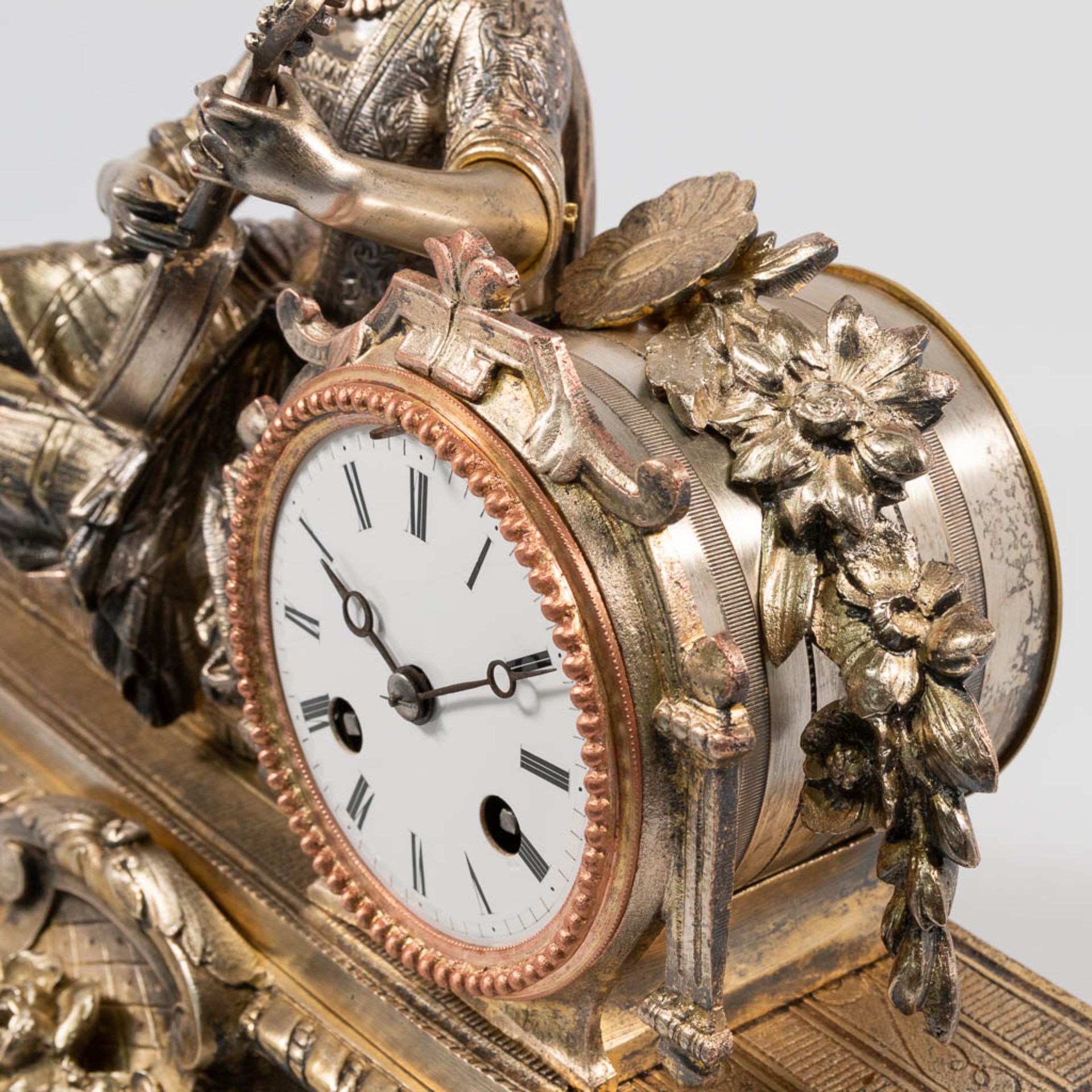 A Mantle clock with Romantic Scene, Silver plated Bronze. - Image 8 of 12