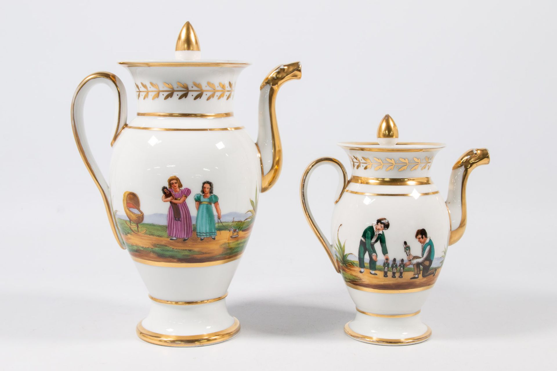 A Complete 'Vieux Bruxelles' coffee and tea service made of porcelain. - Image 39 of 53