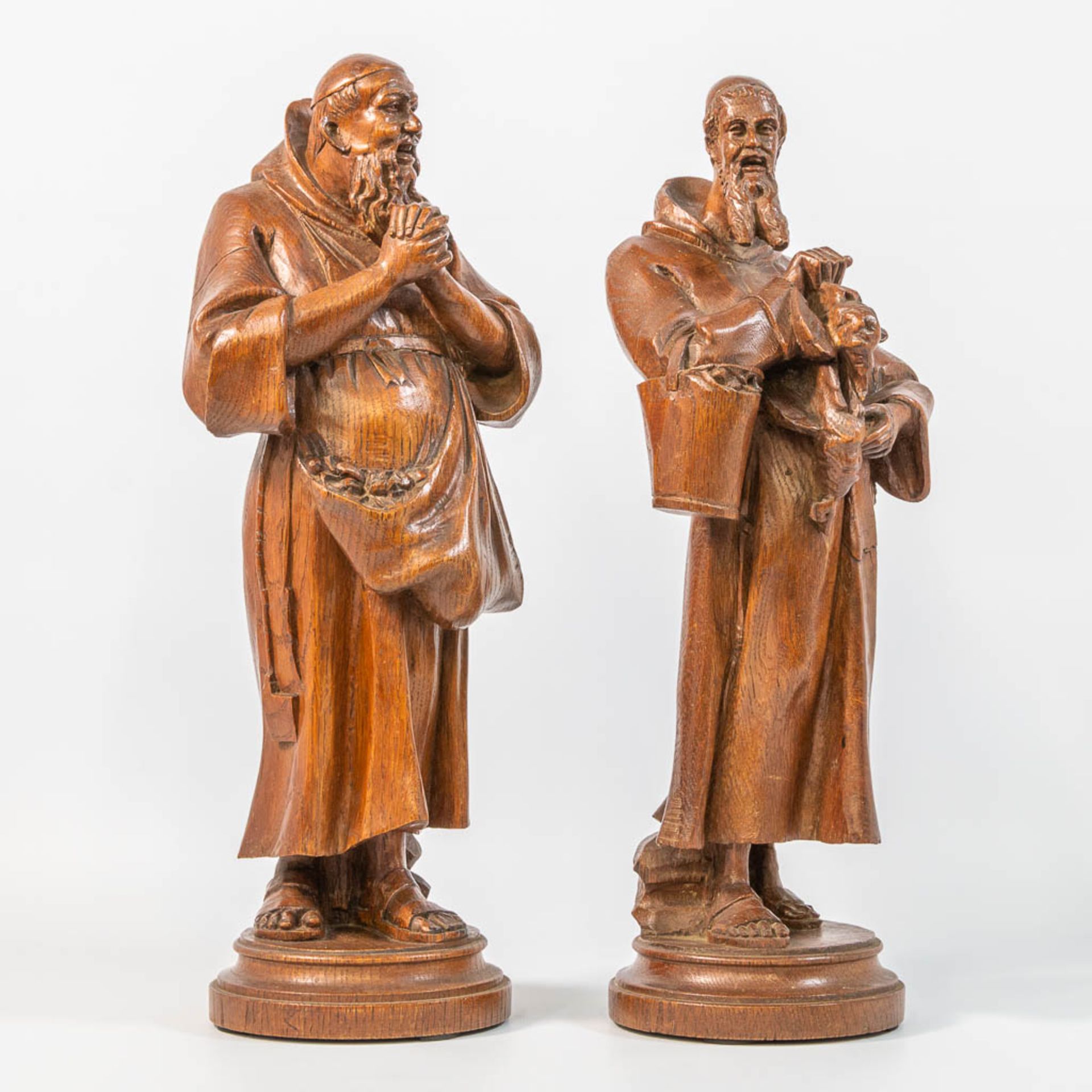 A pair of wood sculptures, 19th century. - Bild 3 aus 19