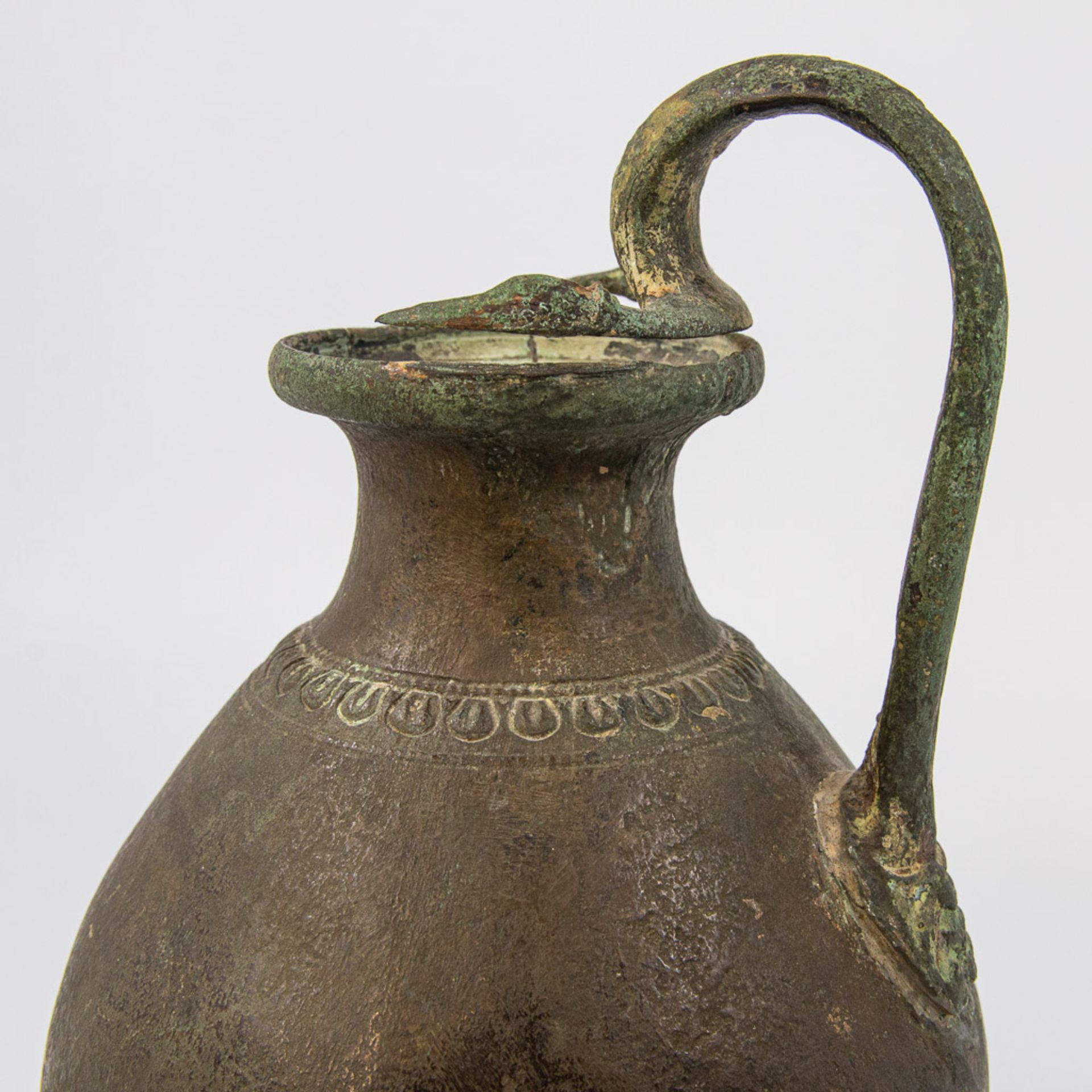 A Roman bronze jar, 1st-2nd century. - Image 7 of 14