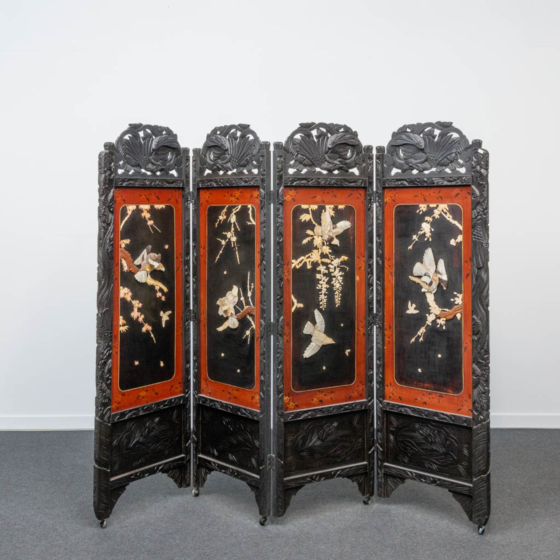 A Chinese hardwood folding screen / Room divider with stone birds decorations - Image 8 of 19