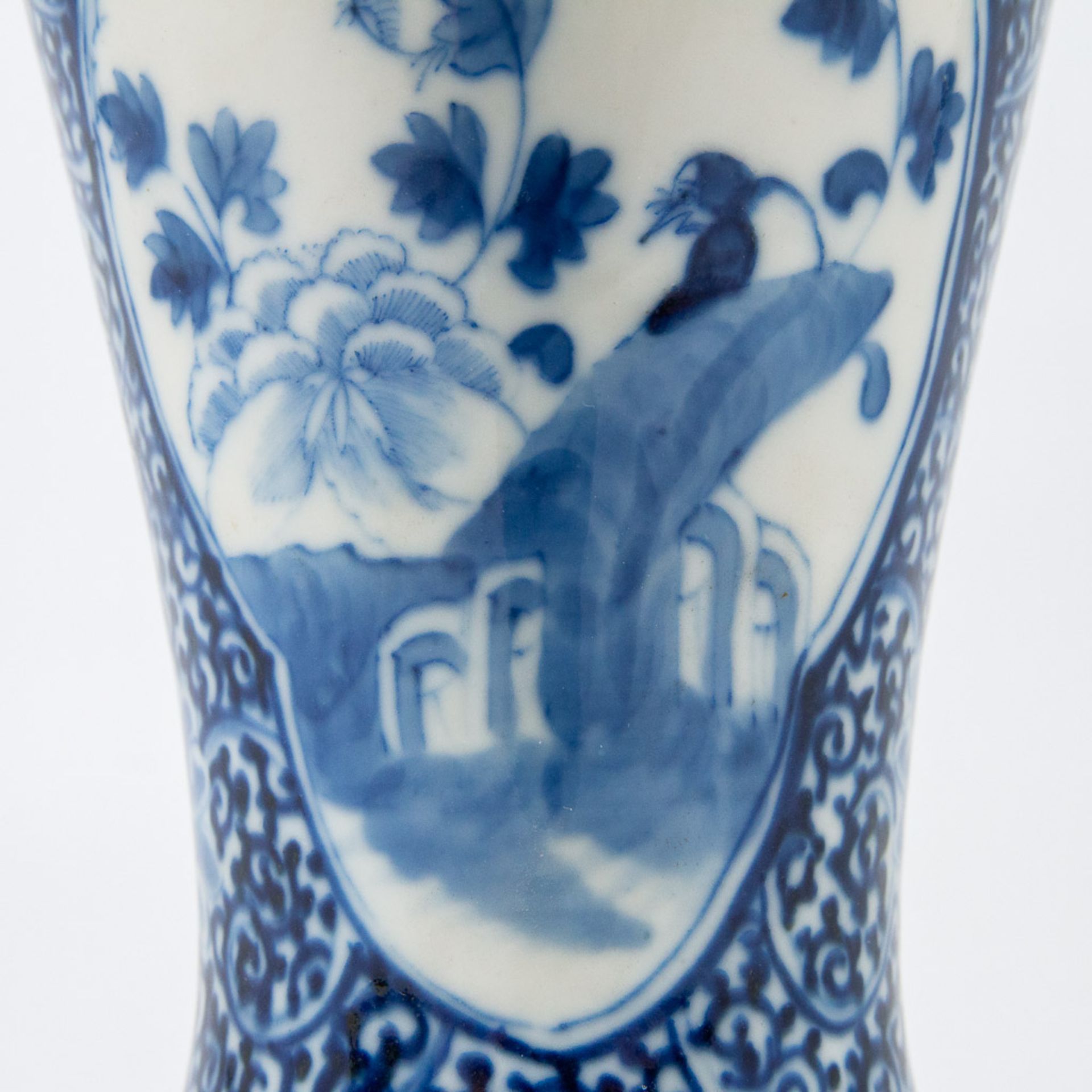 A Chinese vase, blue and white, marked Kangxi. - Image 27 of 32