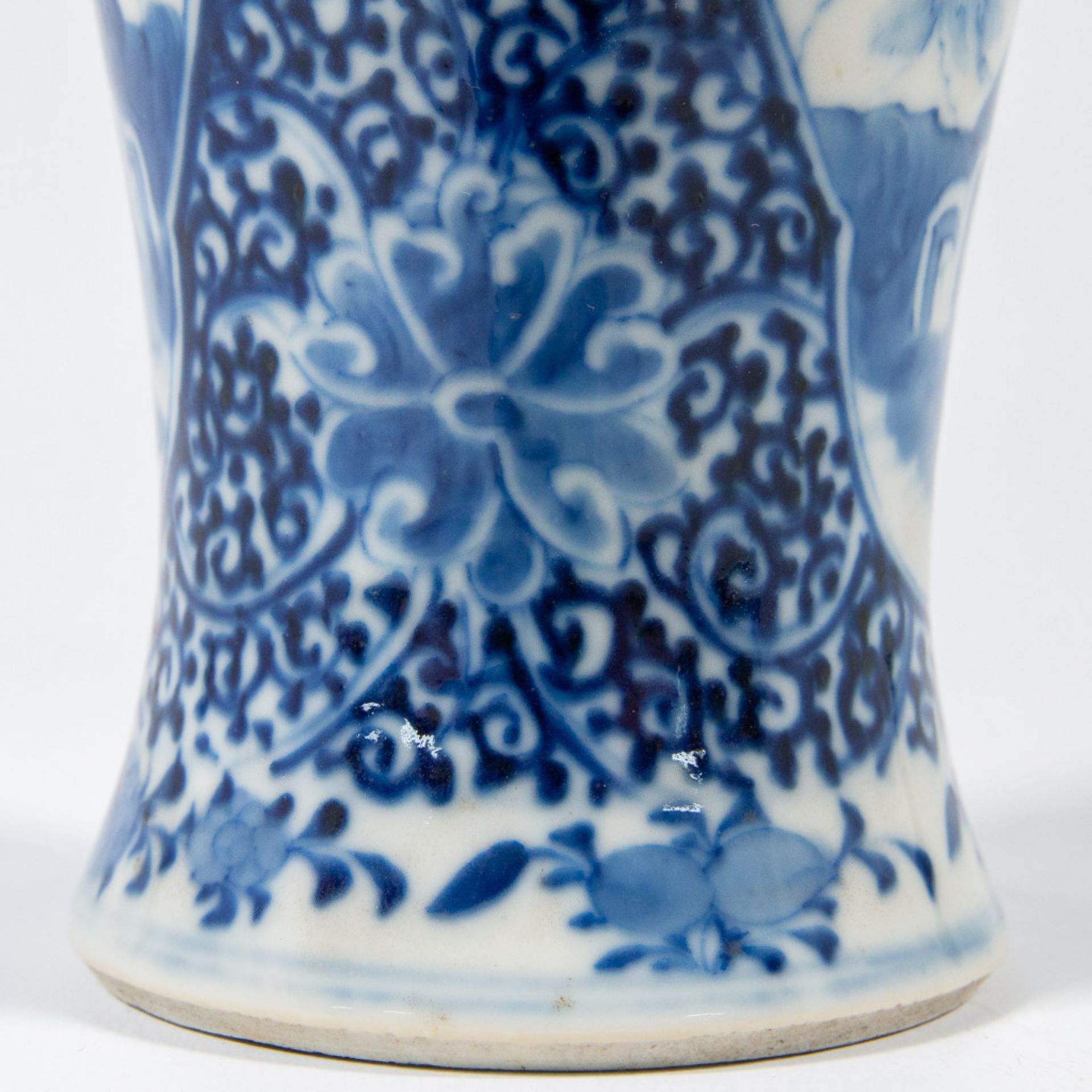 A Chinese vase, blue and white, marked Kangxi. - Image 28 of 32