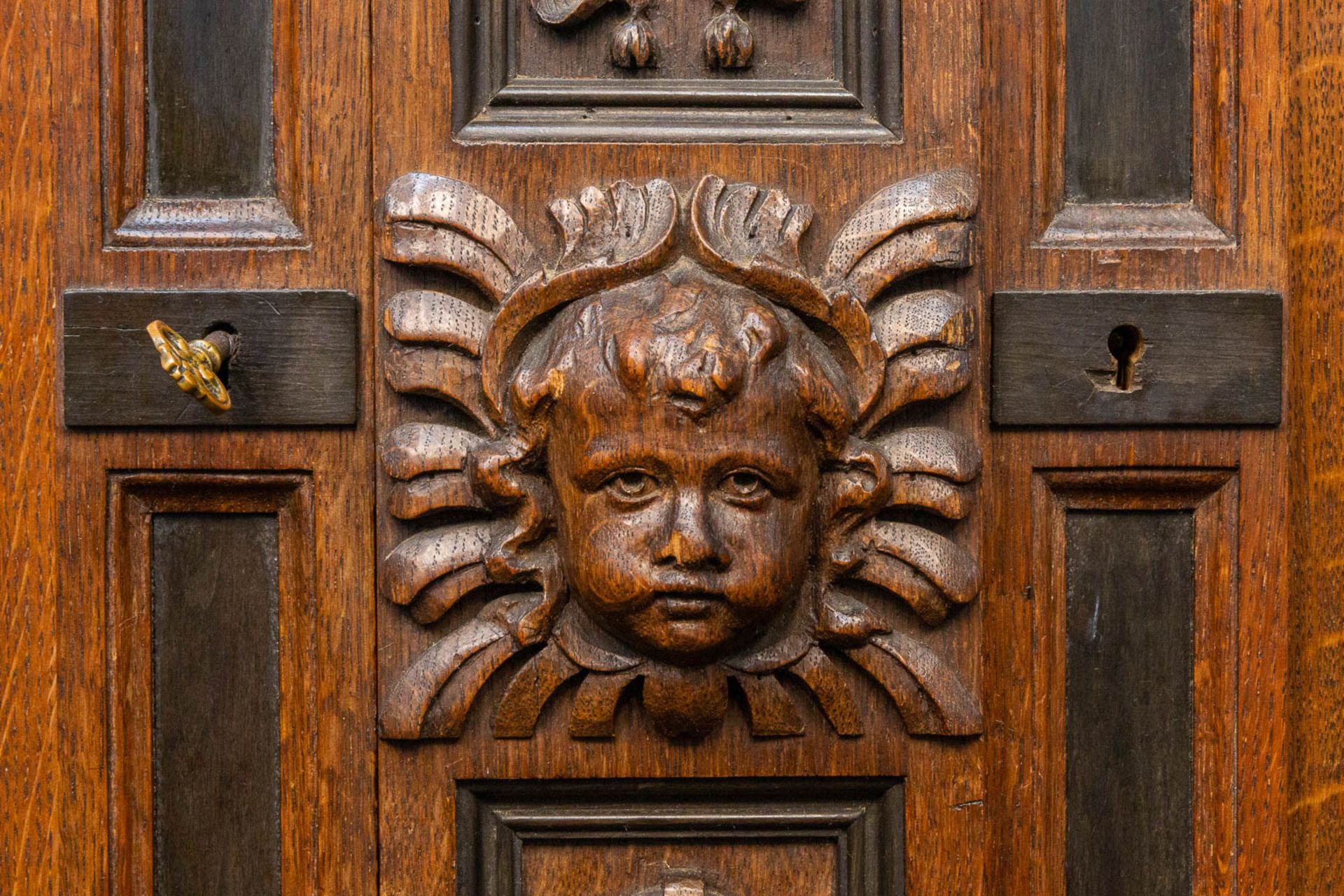 A portal cabinet, made un Utrecht, and made of oak combined with ebony, 19th century. - Bild 22 aus 22