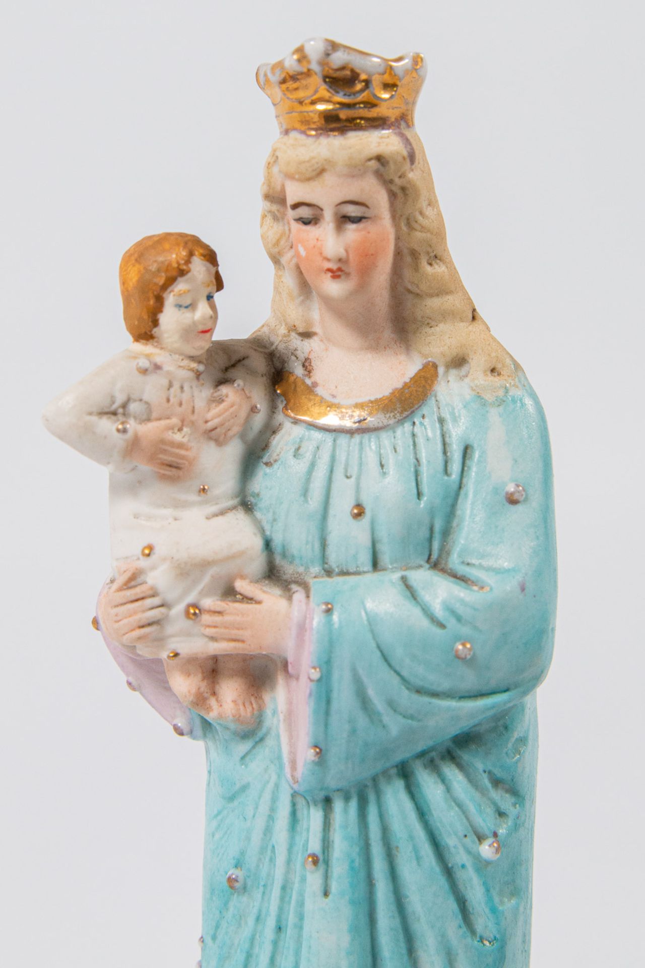 A collection of 11 bisque porcelain holy statues, Mary, Joseph, and Madonna. - Image 42 of 49