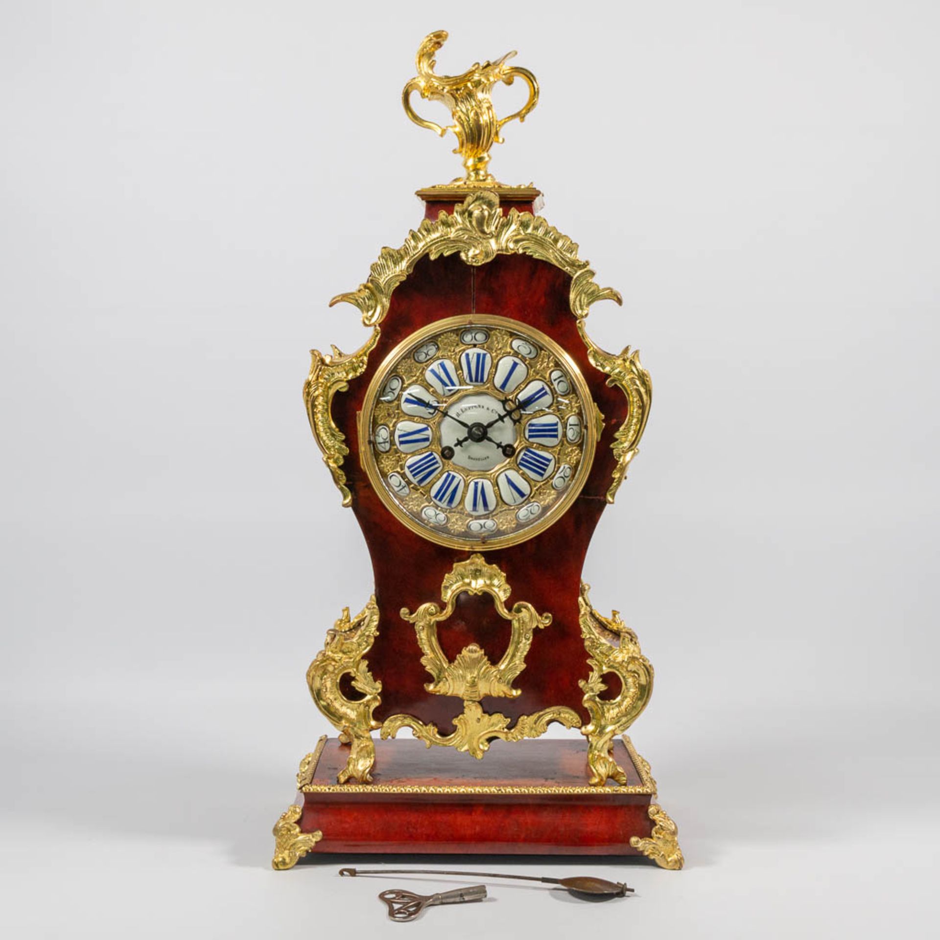 Table clock made of wood decorated with Tortoise shell - Bild 13 aus 17