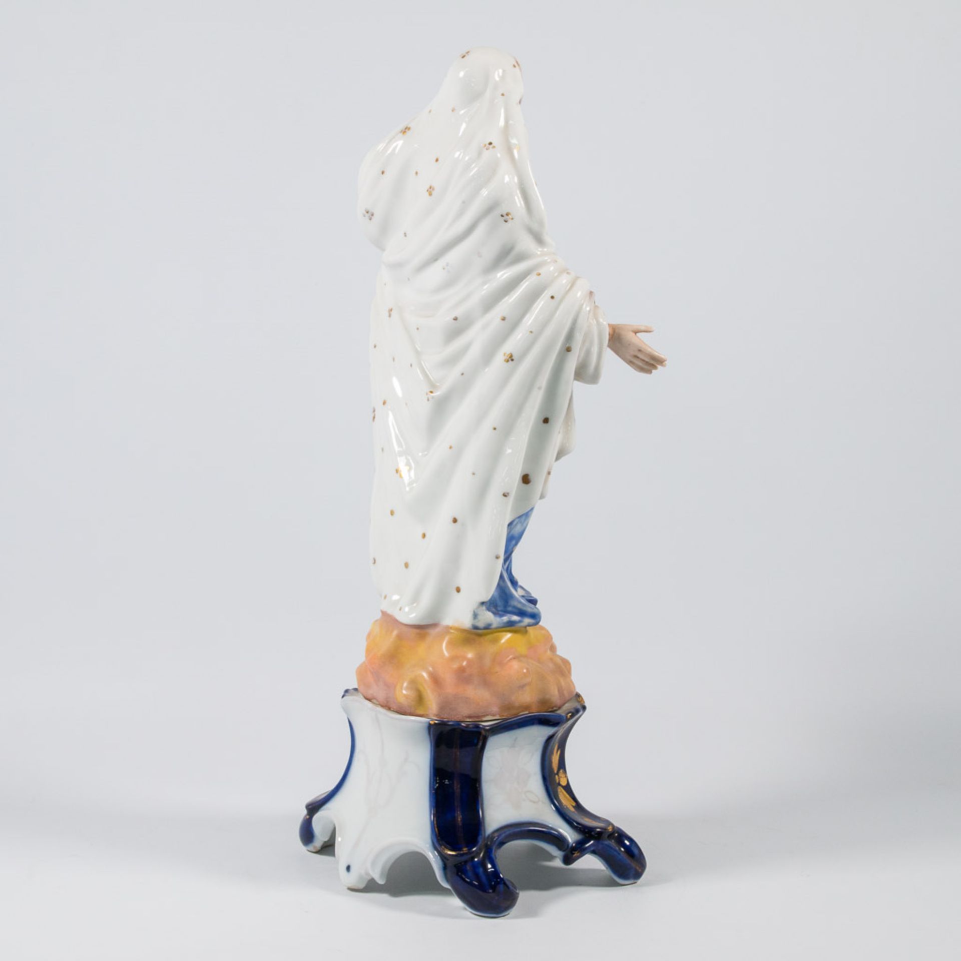 Madonna made of porcelain, 19th century - Image 3 of 18