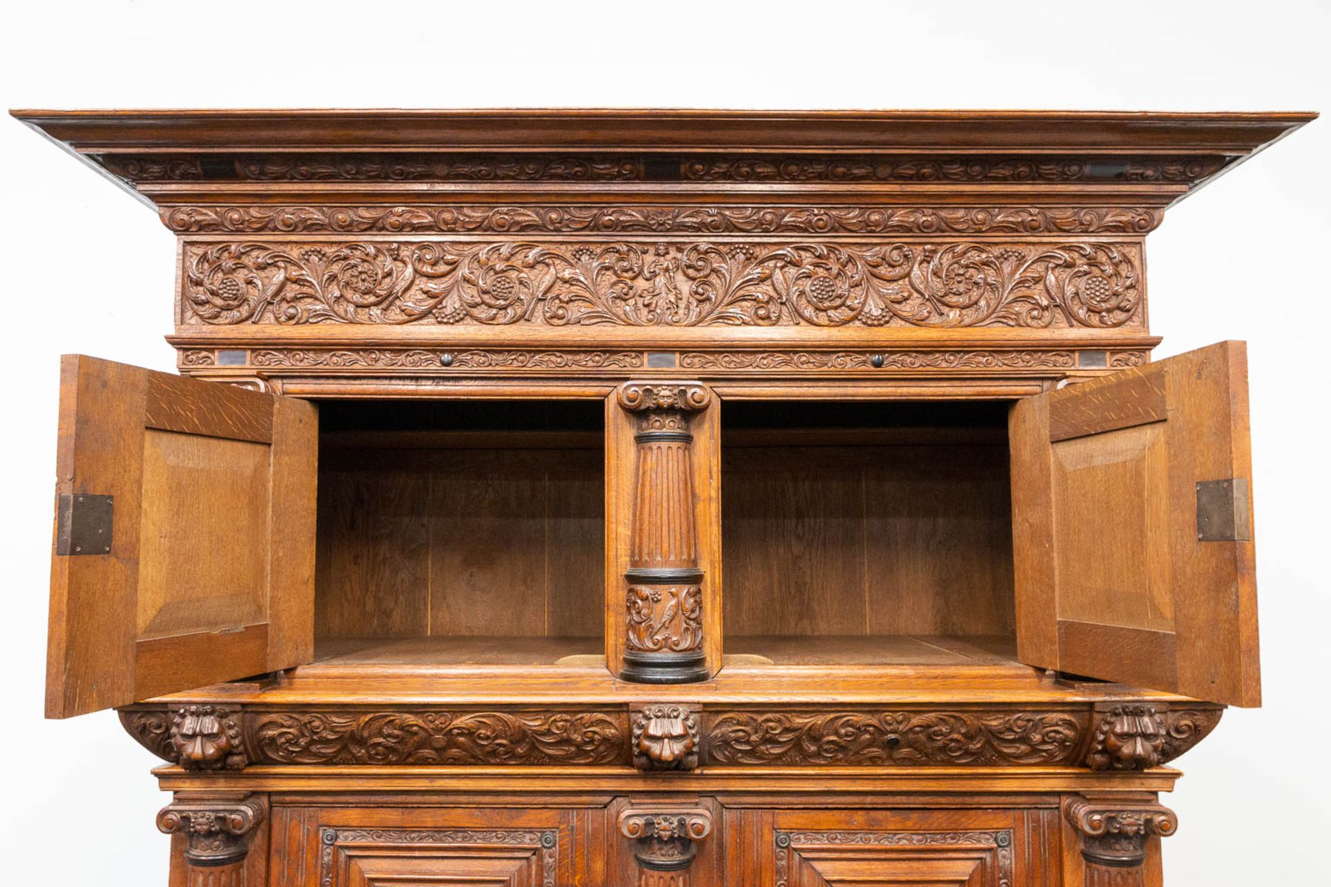 A cabinet, made in Flemish renaissance style, oak with fine sculptures, 19th century. - Image 11 of 27