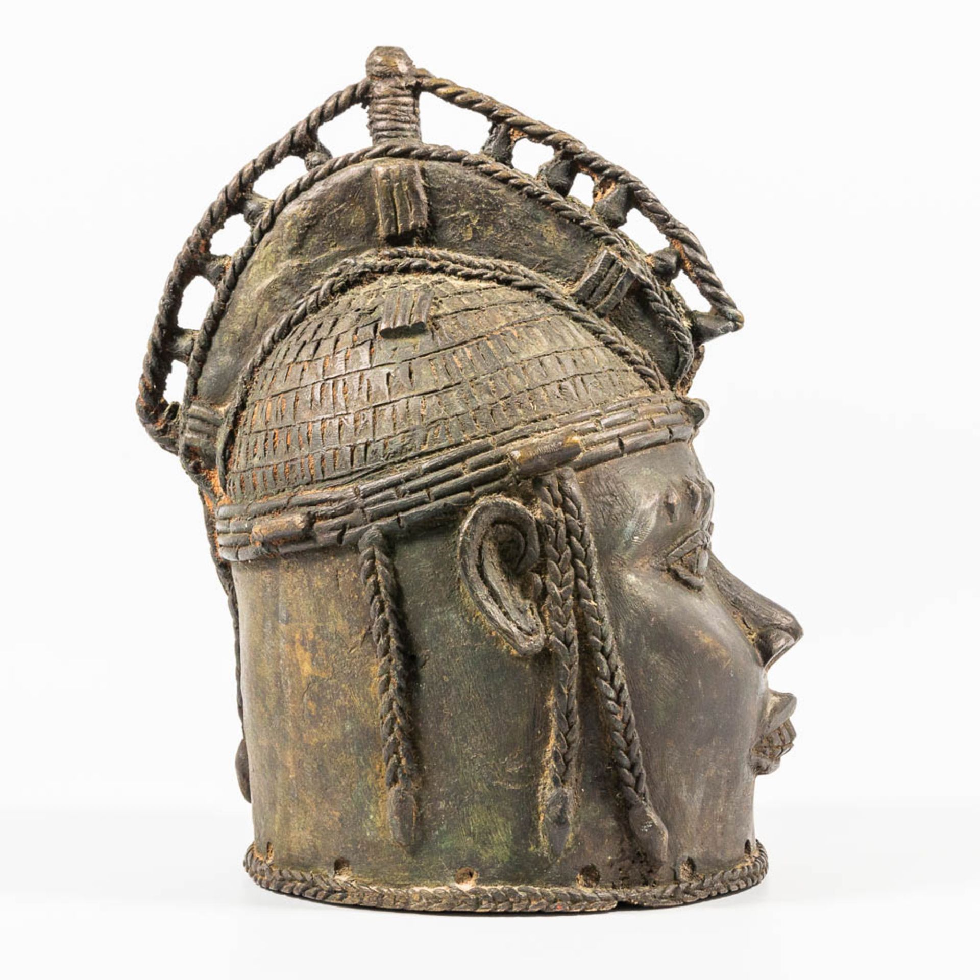 An African bronze mask. - Bild 8 aus 12