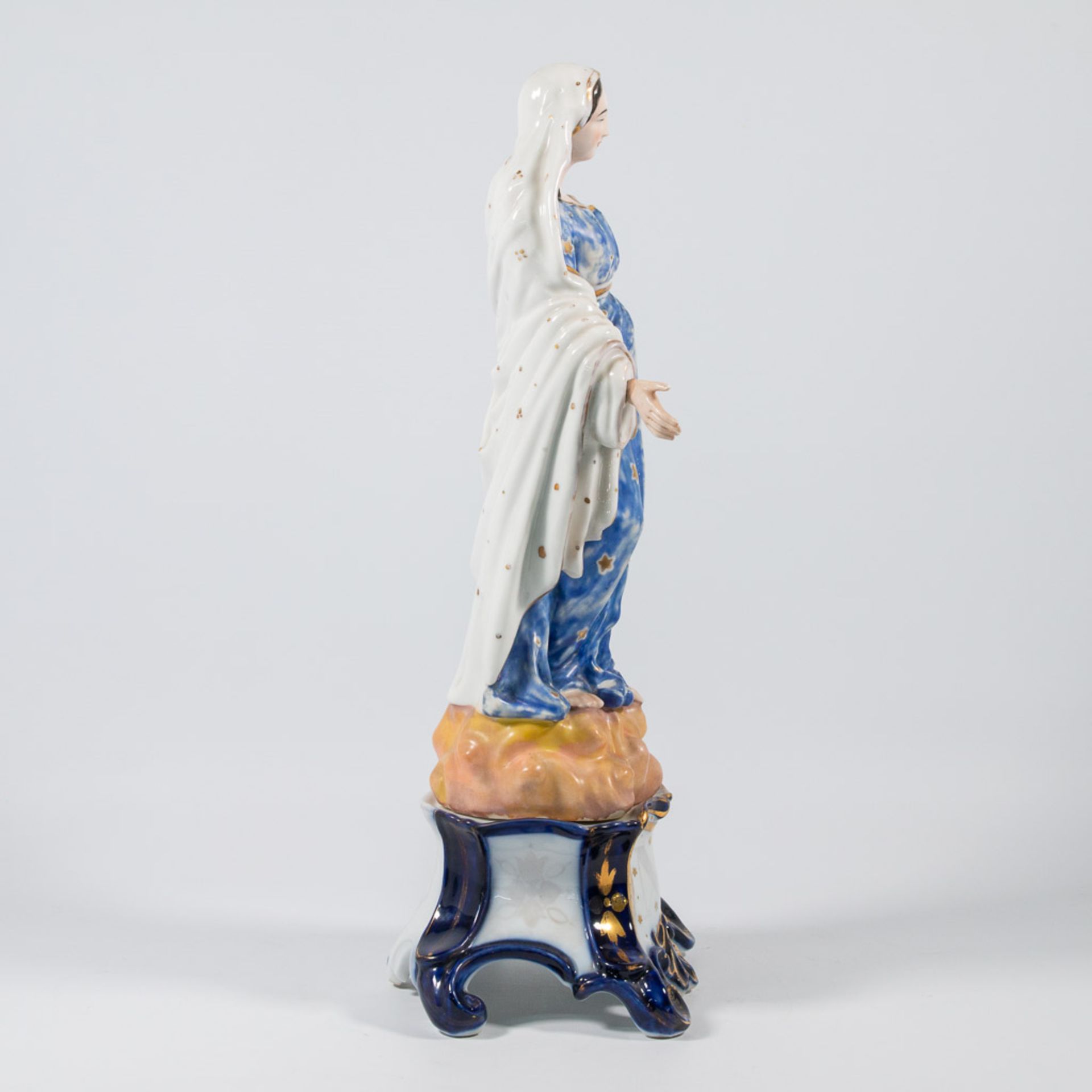 Madonna made of porcelain, 19th century - Image 5 of 18