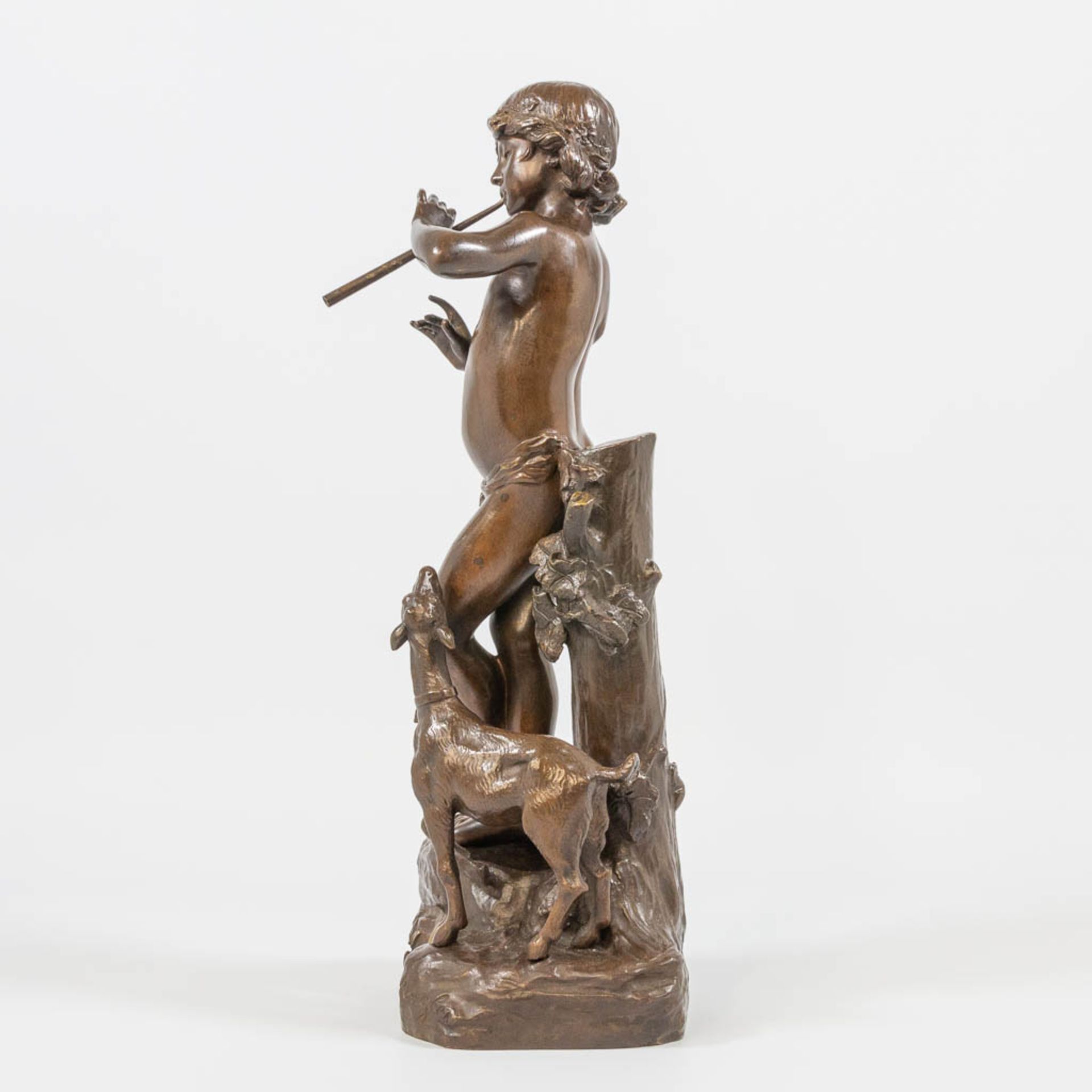 Joaquim ANGLES CANE (1859-c.1911) 'Idylle', a bronze statue, a man with a flute and goat - Bild 7 aus 19