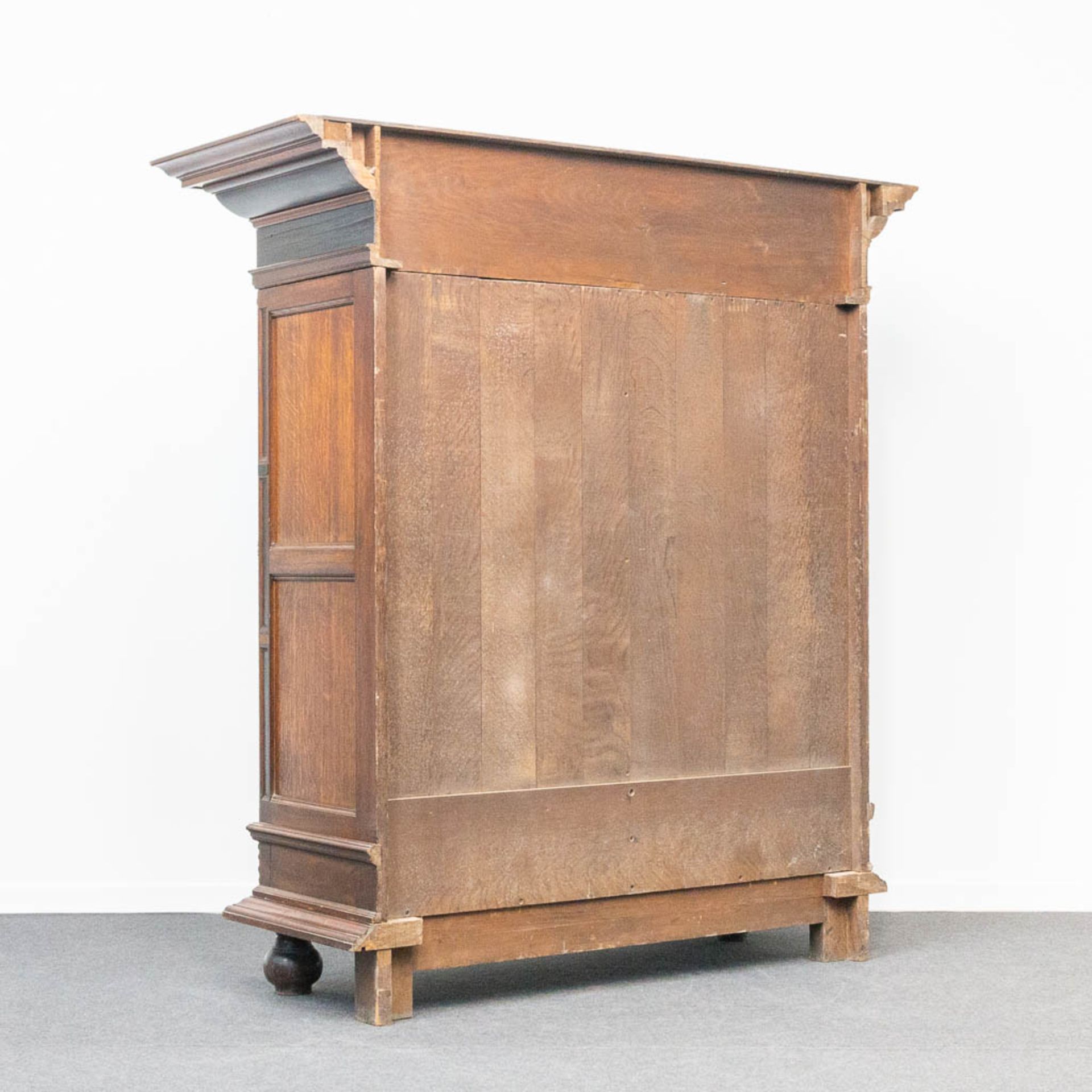 A portal cabinet, made un Utrecht, and made of oak combined with ebony, 19th century. - Bild 9 aus 22