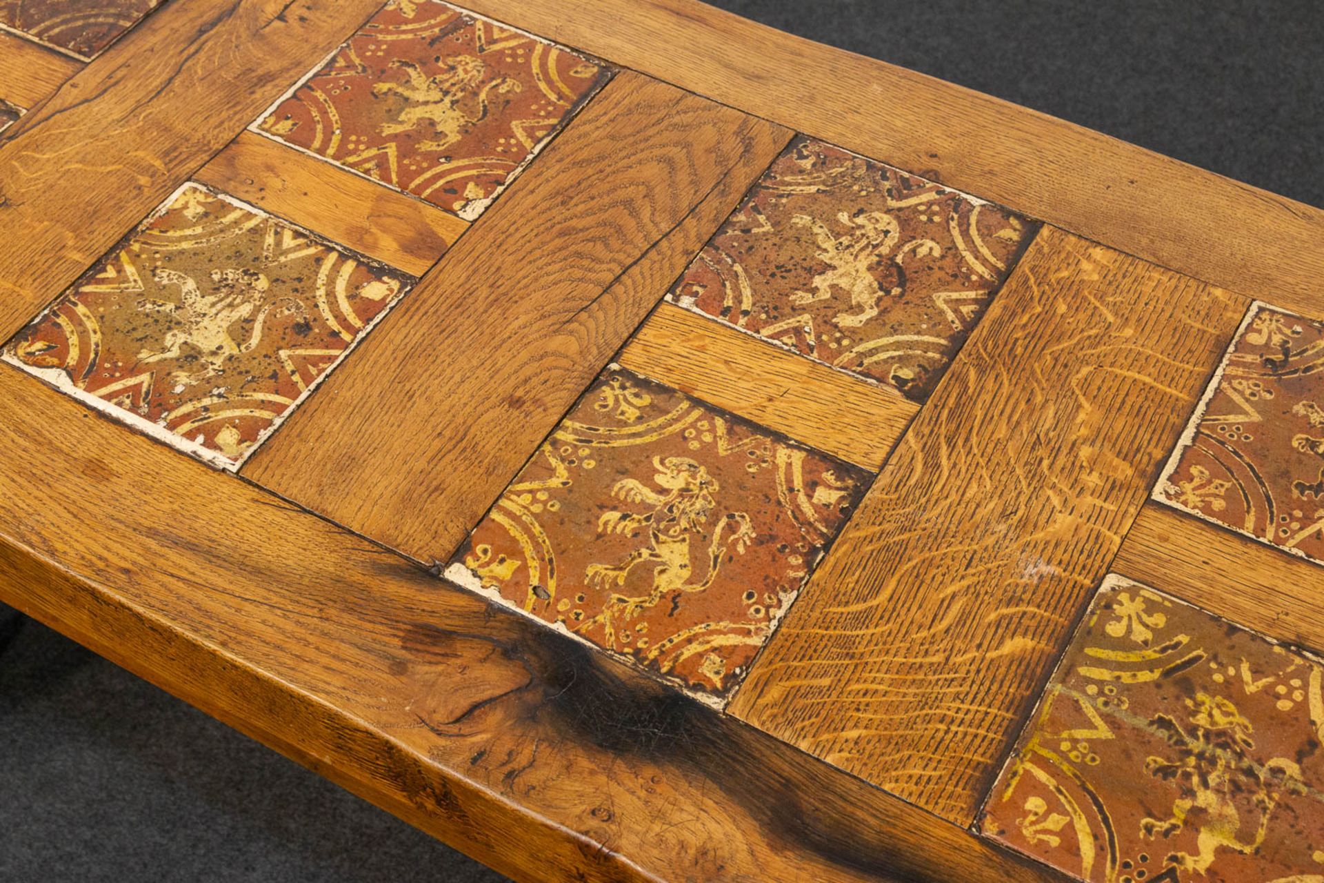 A Rustic coffee table with 8 inlaid tiles with Flemish Lion, probably made in the south of West-Flan - Image 13 of 14