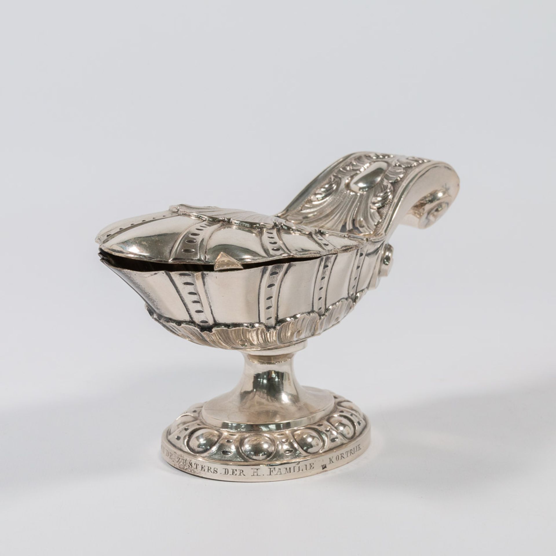 A silver Insence burner and Insence jar. - Image 7 of 39