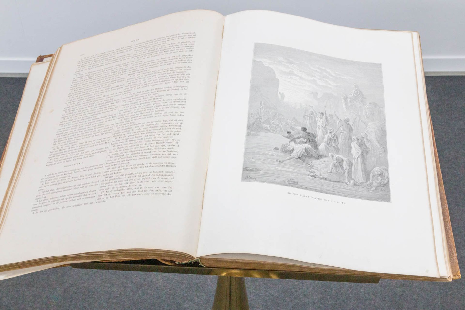 A pair of bibles 'The holy writing', the old and new testament, with 200 images by Gustave Doré. - Image 13 of 15