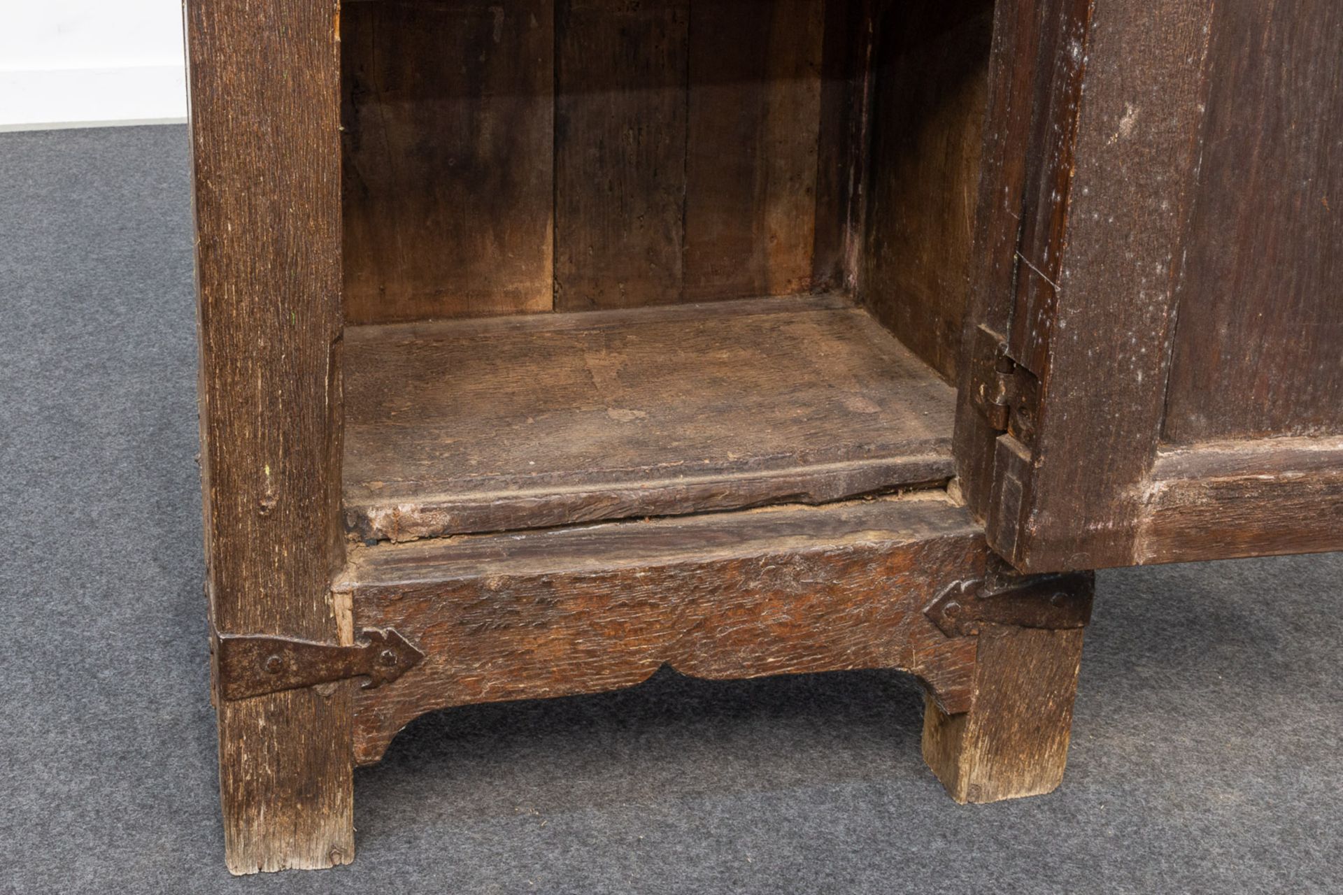 A One door cabinet, oak. - Image 18 of 25