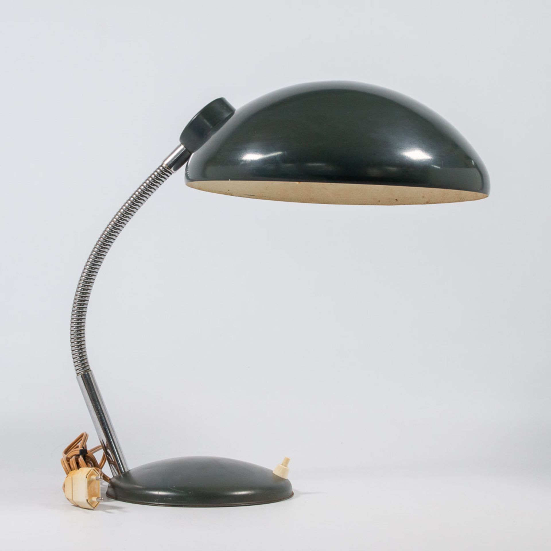 A 1950's desk lamp - Image 3 of 16