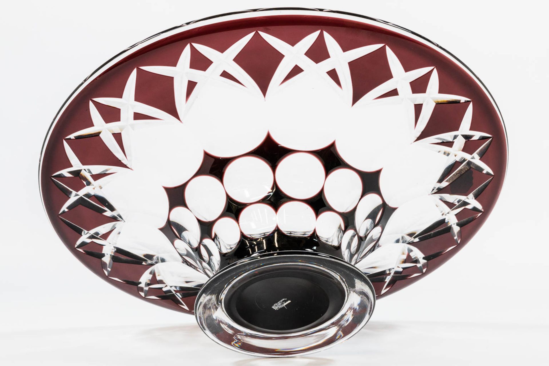 A hand-made Val Saint Lambert fruit bowl Clear and brown crystal, marked with sticker and signature. - Image 15 of 15