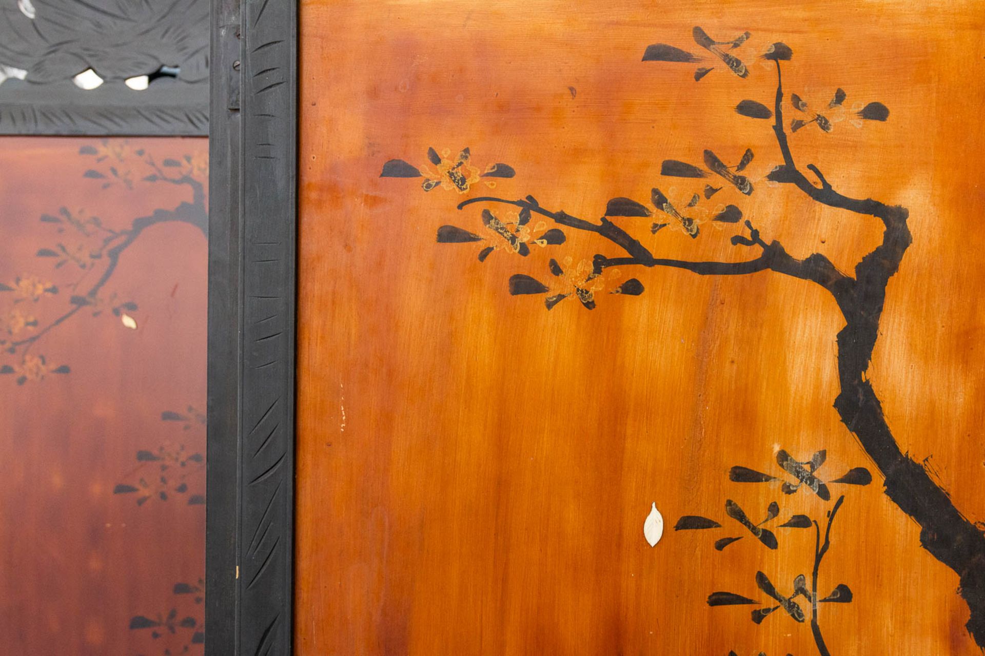 A Chinese hardwood folding screen / Room divider with stone birds decorations - Image 13 of 19