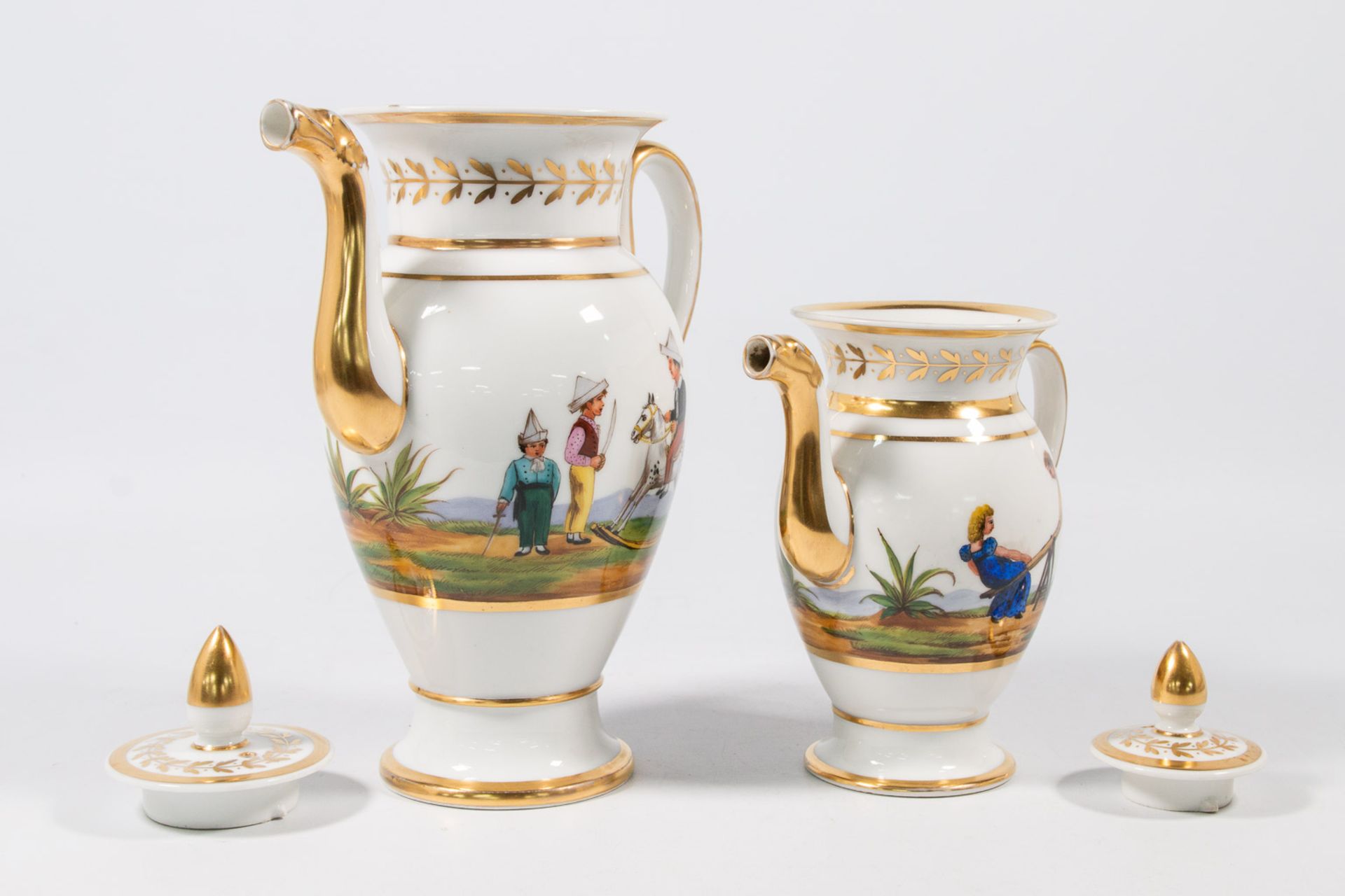 A Complete 'Vieux Bruxelles' coffee and tea service made of porcelain. - Image 42 of 53