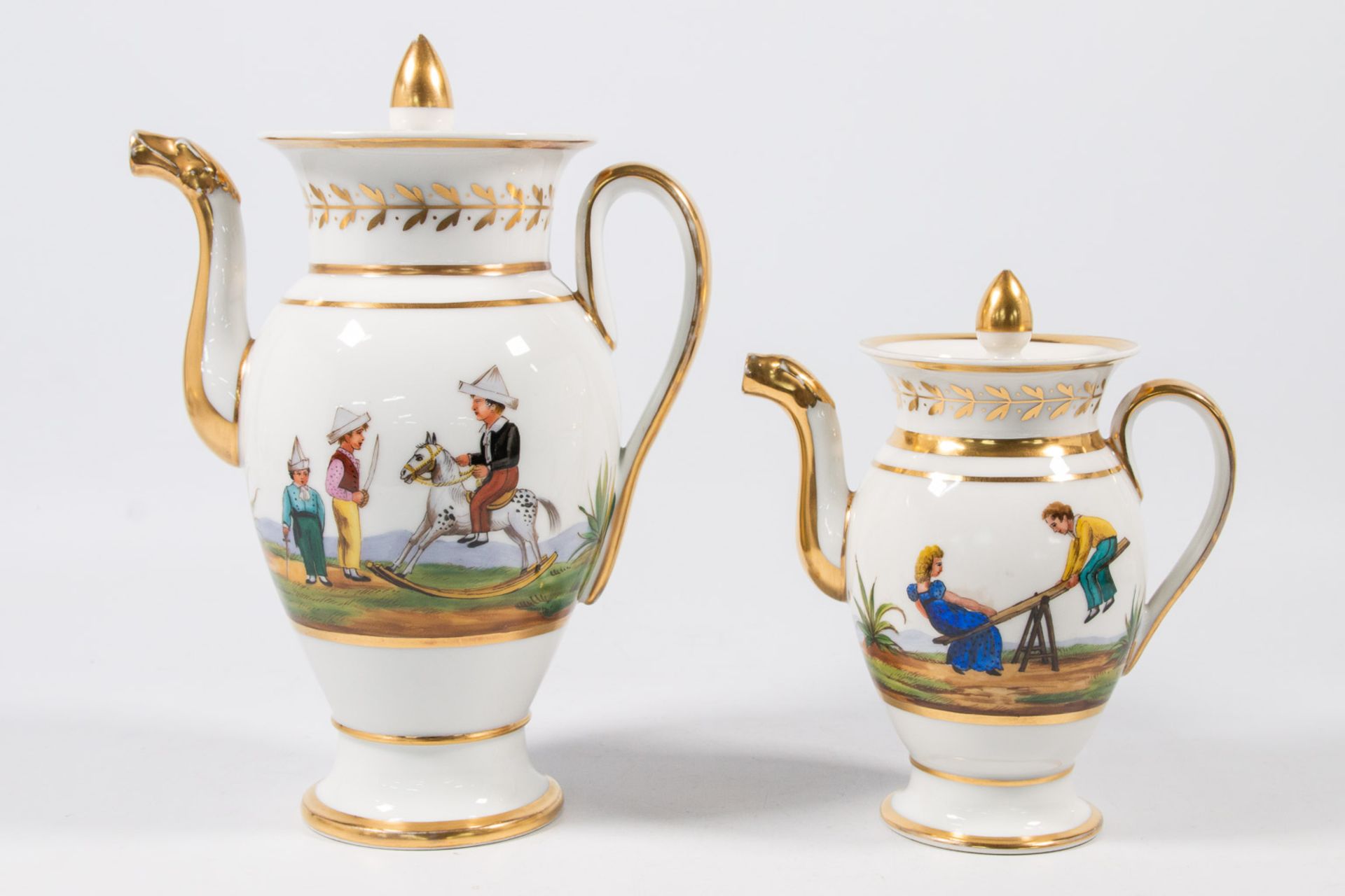 A Complete 'Vieux Bruxelles' coffee and tea service made of porcelain. - Image 31 of 53