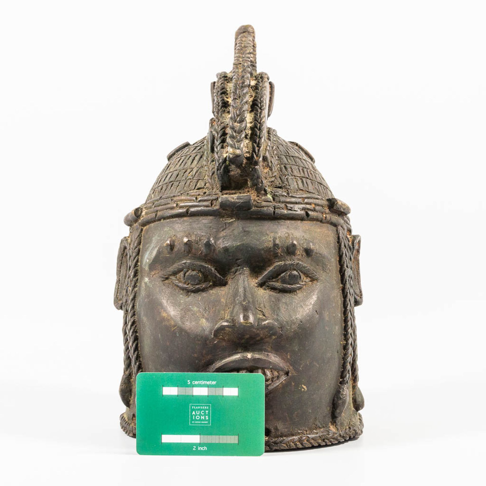 An African bronze mask. - Bild 2 aus 12