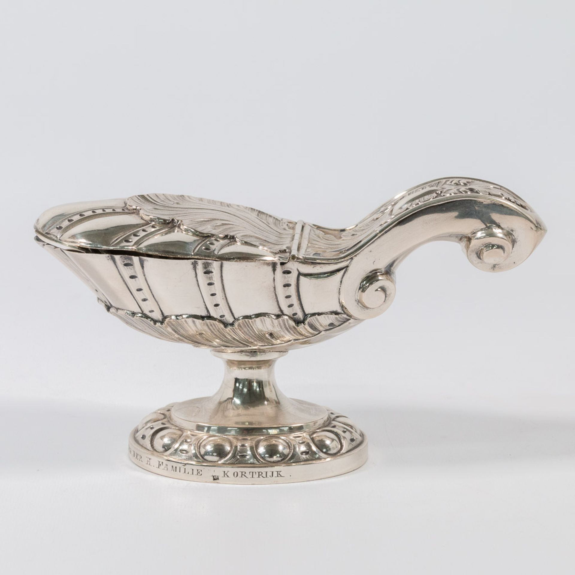 A silver Insence burner and Insence jar. - Image 12 of 39