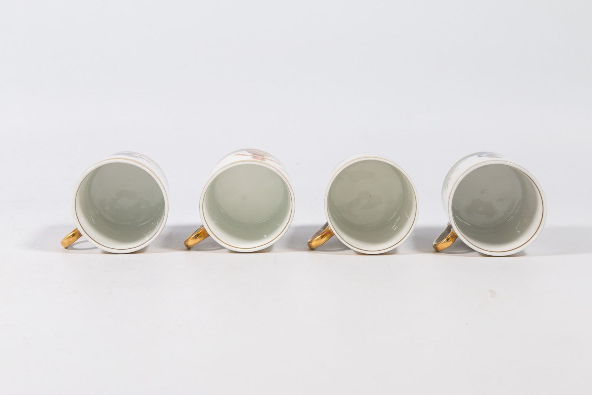 A Complete 'Vieux Bruxelles' coffee and tea service made of porcelain. - Image 7 of 53