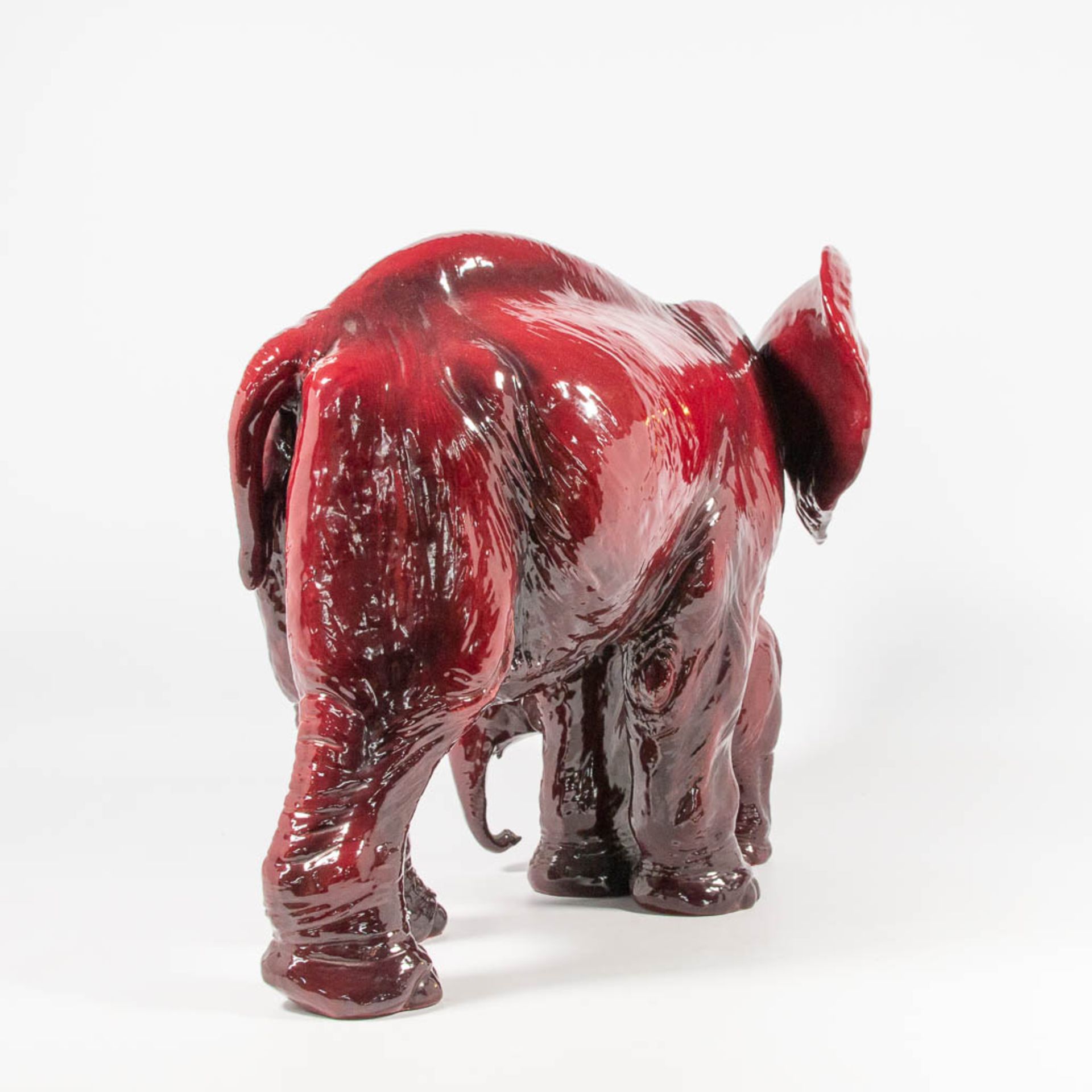 Guido CACCIAPUOTI (1892-1953) An elephant with calf made of red glazed ceramics - Image 5 of 25