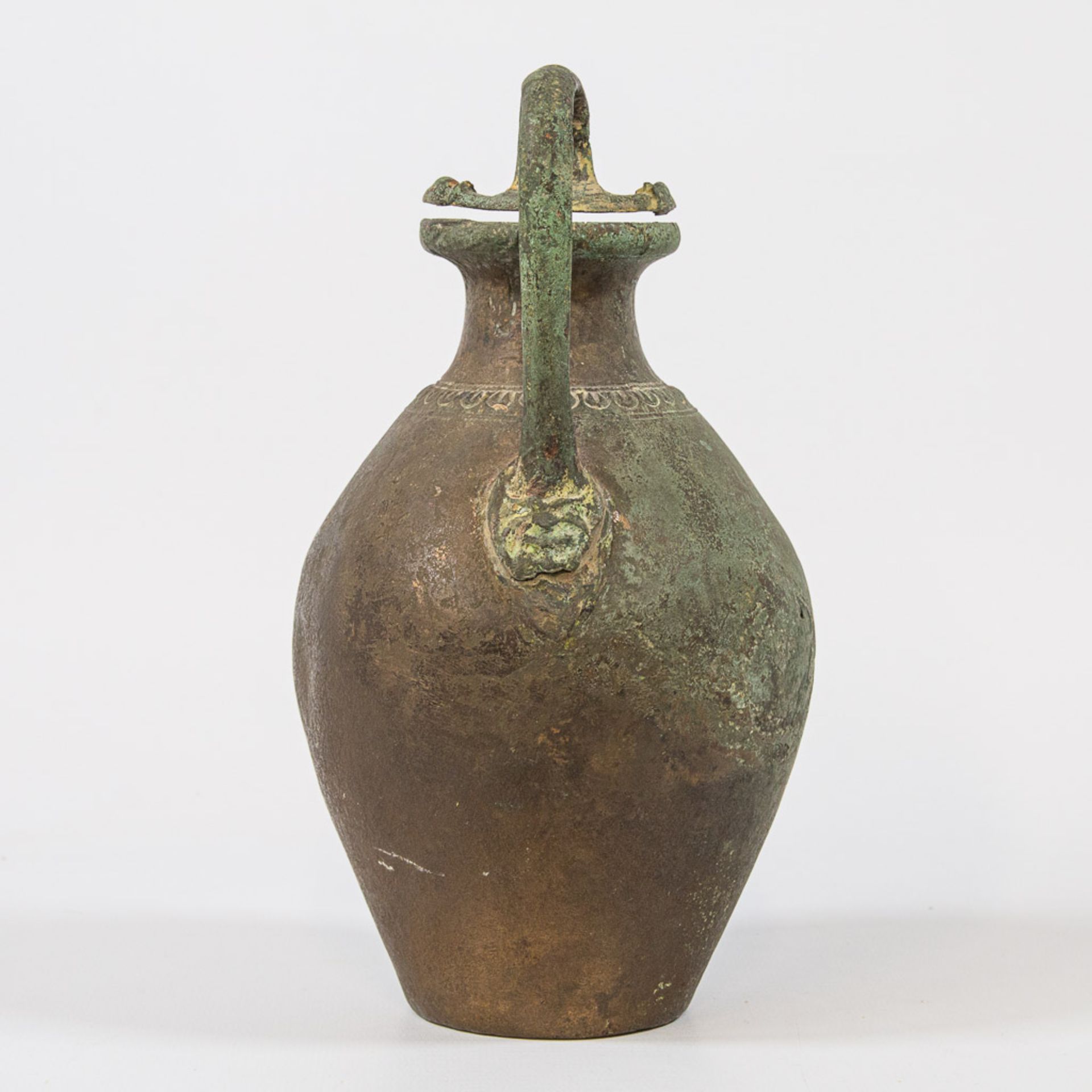 A Roman bronze jar, 1st-2nd century. - Image 4 of 14