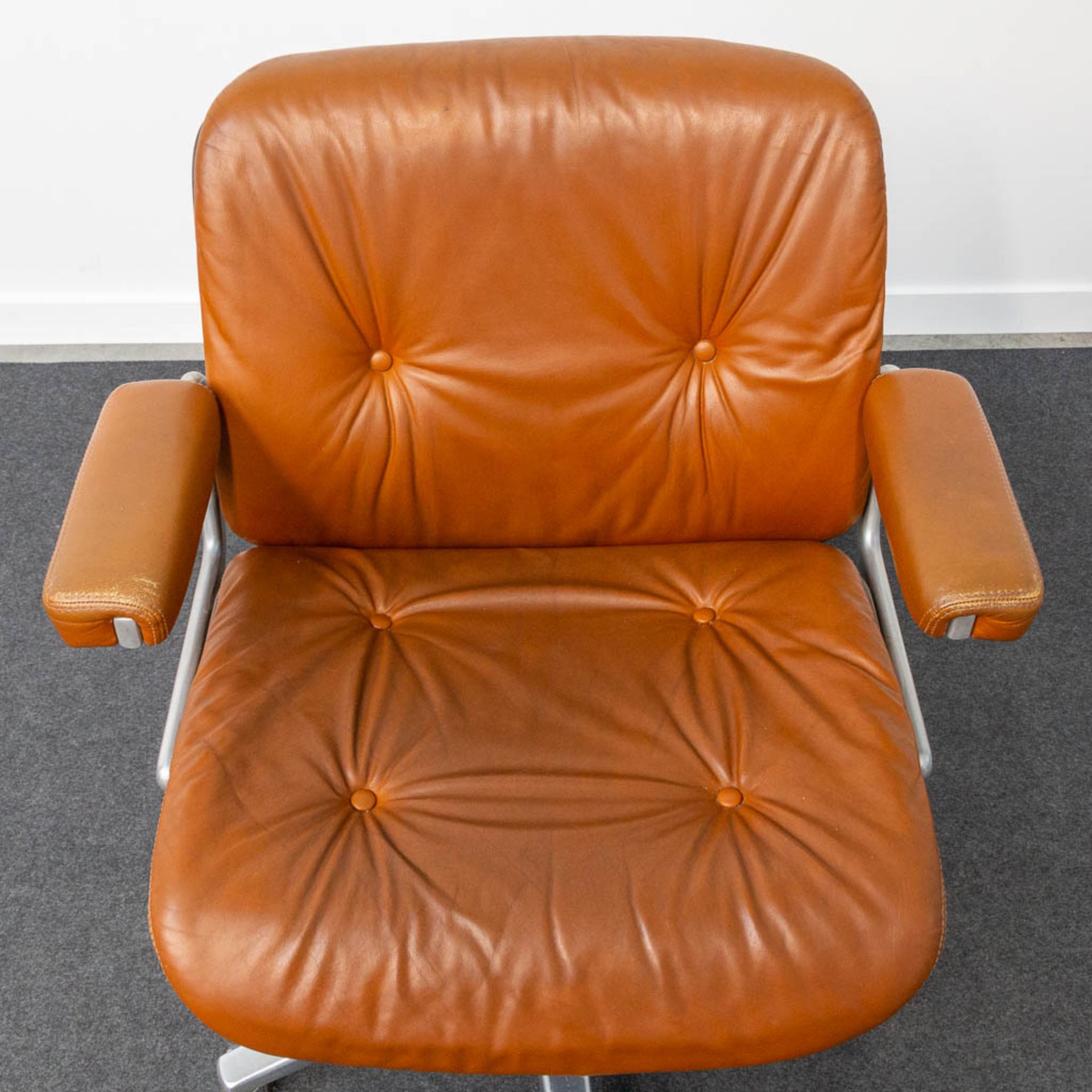Martin STOLL (XX-XXI) A collection of 4 office chairs on wheels for Giroflex. Finished with leather - Image 7 of 22