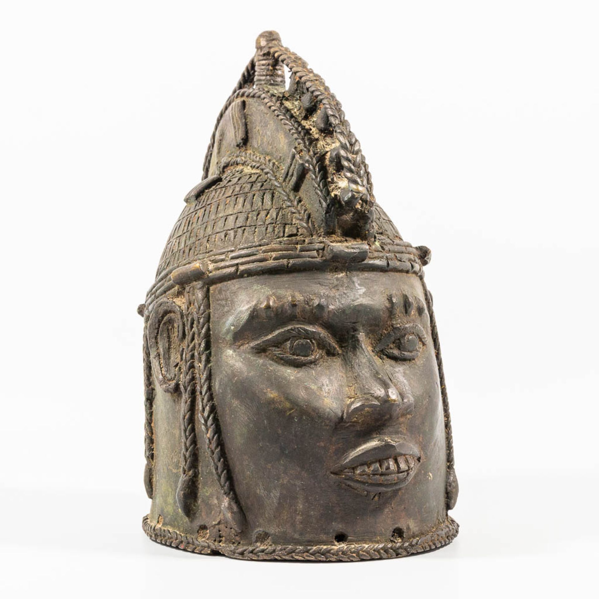 An African bronze mask.