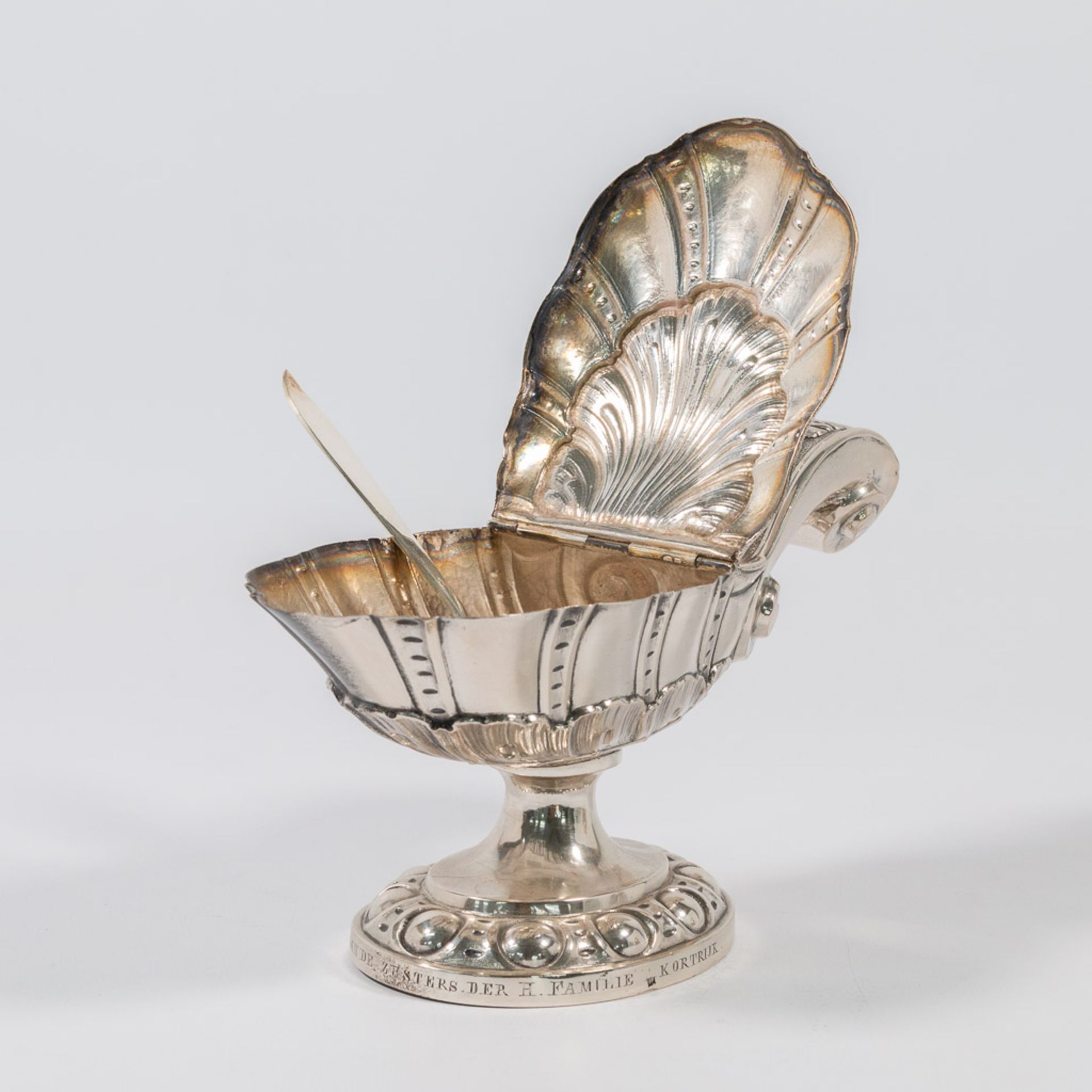 A silver Insence burner and Insence jar. - Image 14 of 39