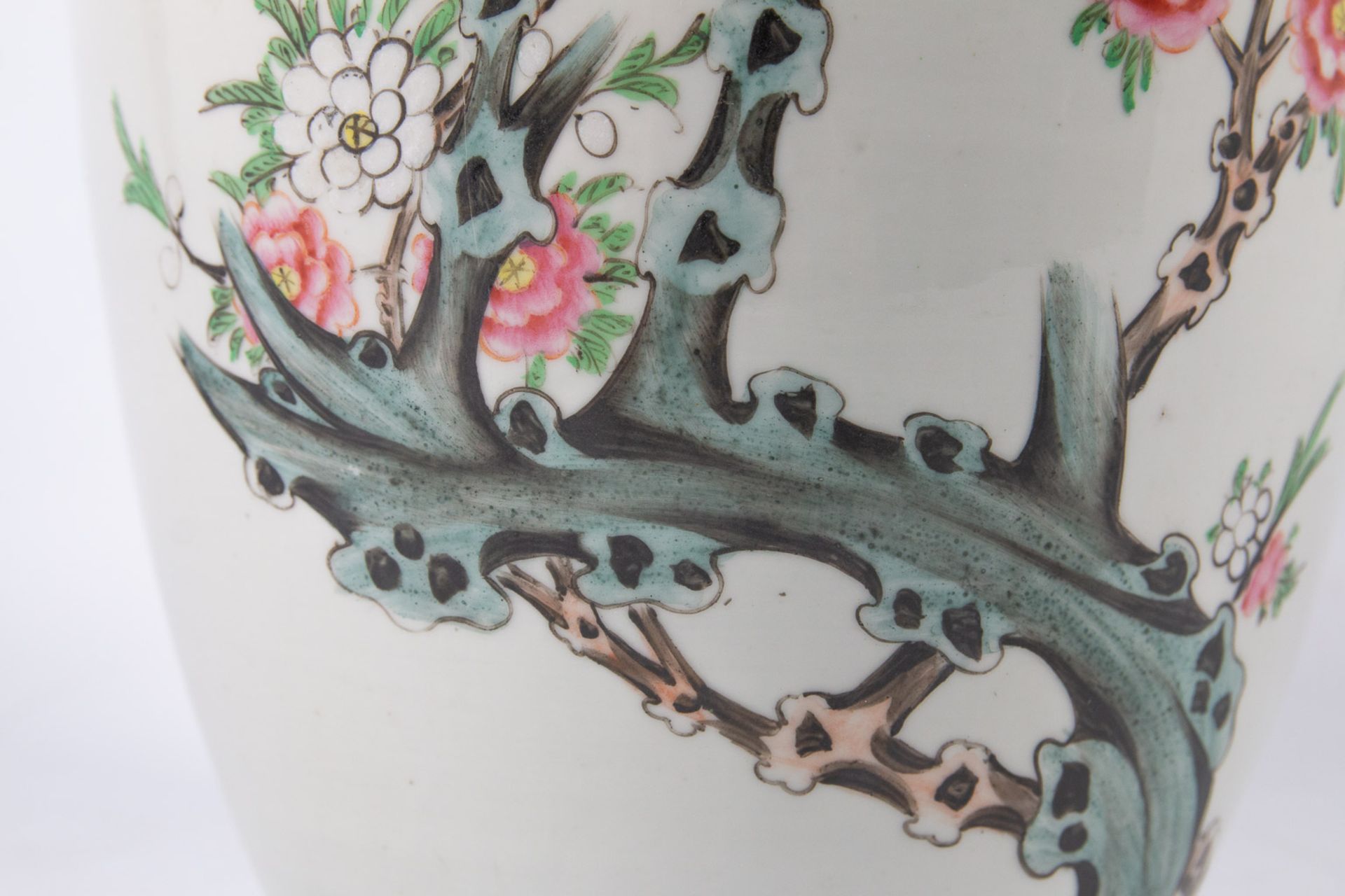 A Chinese Vase, Decor with Birds and Flowers - Image 15 of 16