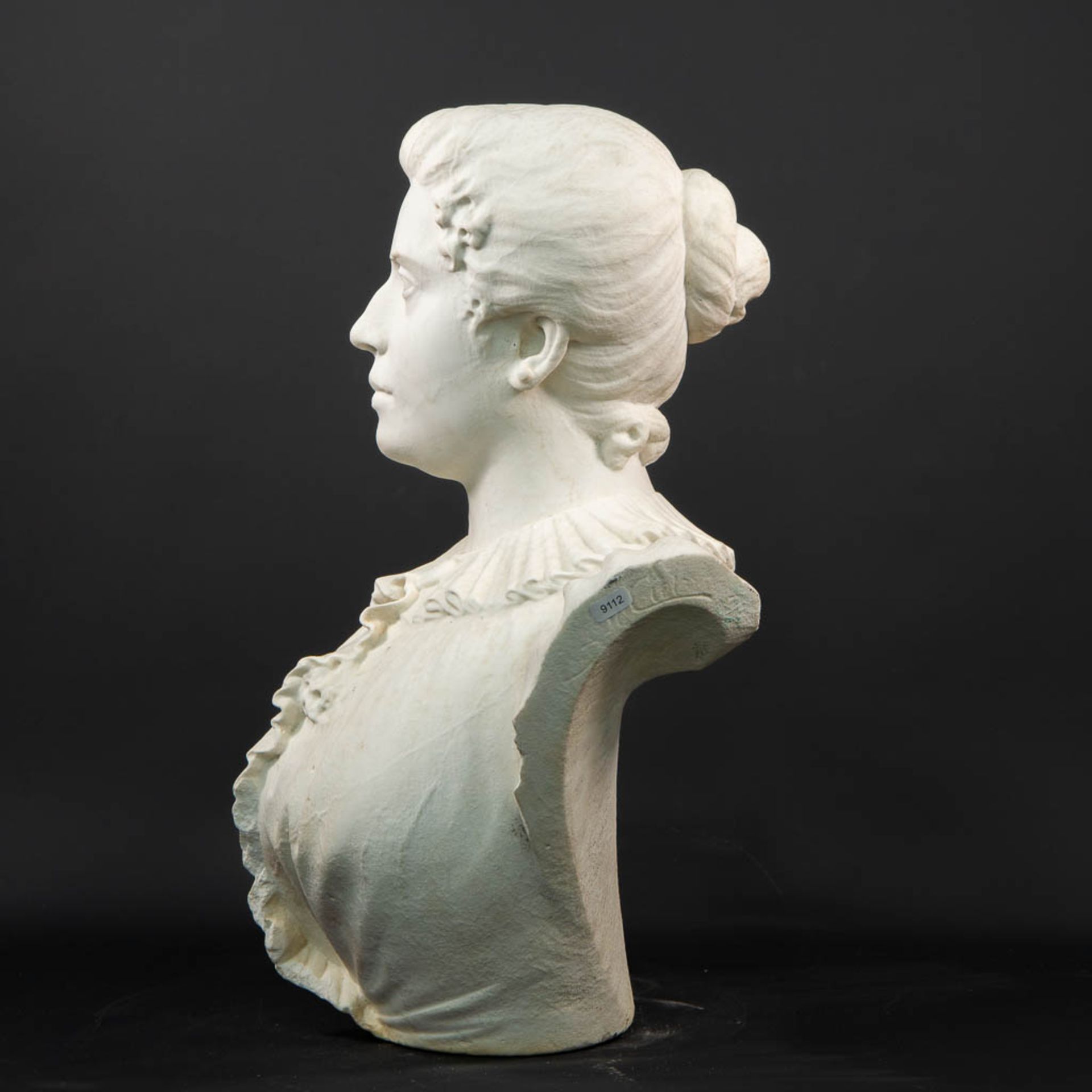 A Large bust sculptured from white Carrara marble illegibly marked on the left shoulder. - Bild 5 aus 17