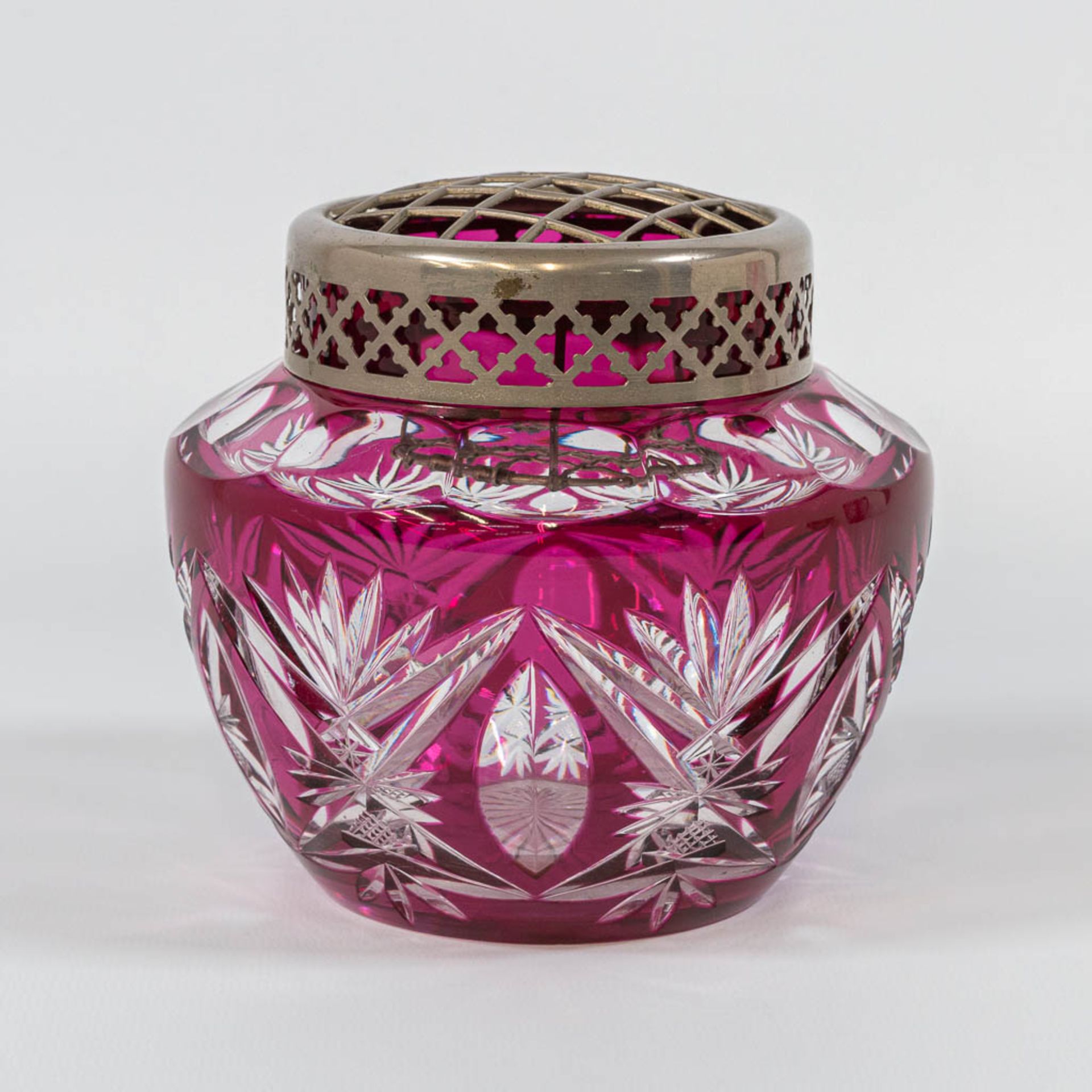 A Collection of 3 Val Saint Lambert, a vase, a pic-fleur and ashtray. - Bild 9 aus 17