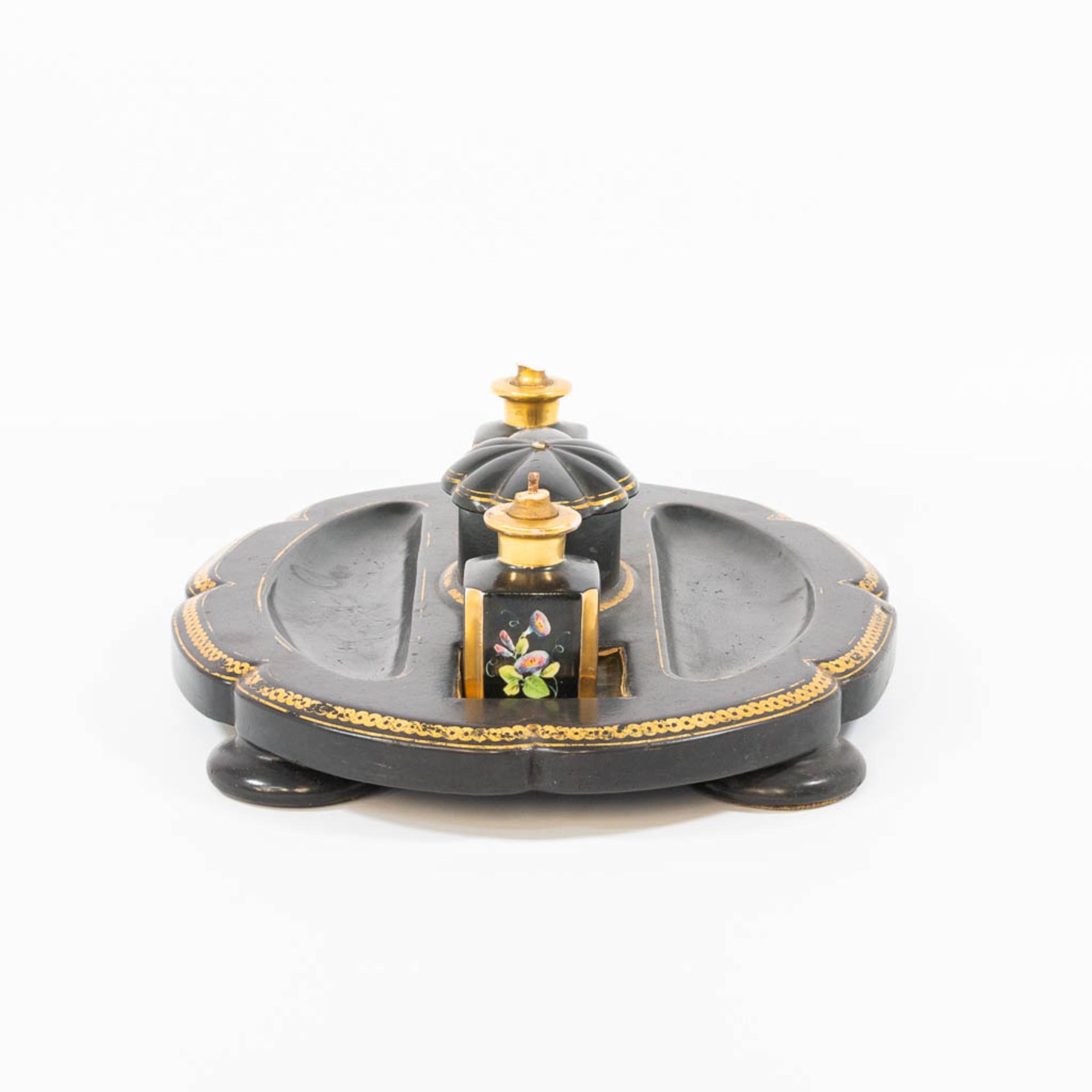 An ink pot in papier maché, Napoleon 3 period, 19th century. - Image 3 of 15