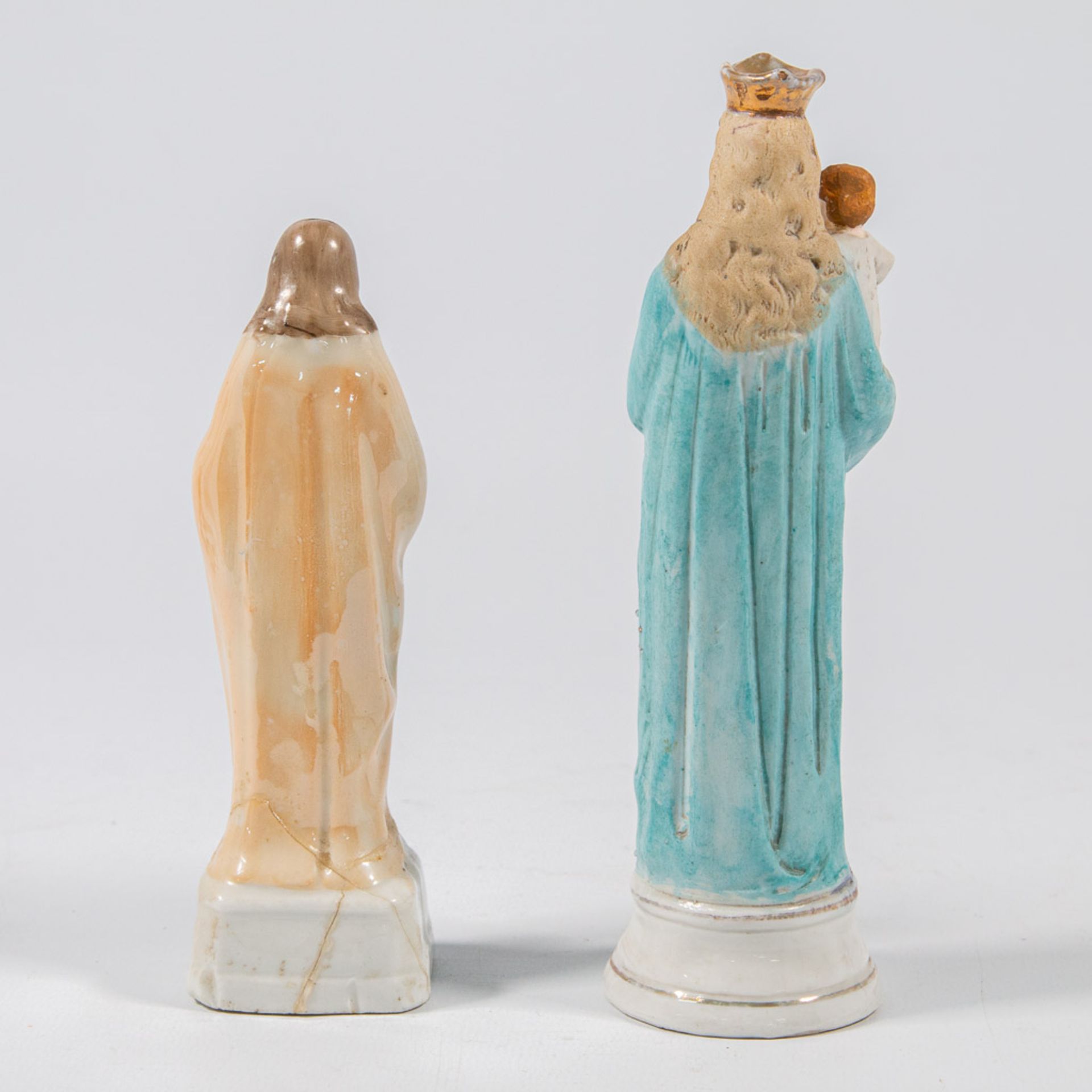 A collection of 11 bisque porcelain holy statues, Mary, Joseph, and Madonna. - Image 18 of 49