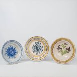 A collection of 3 antique display plates, 19th century.