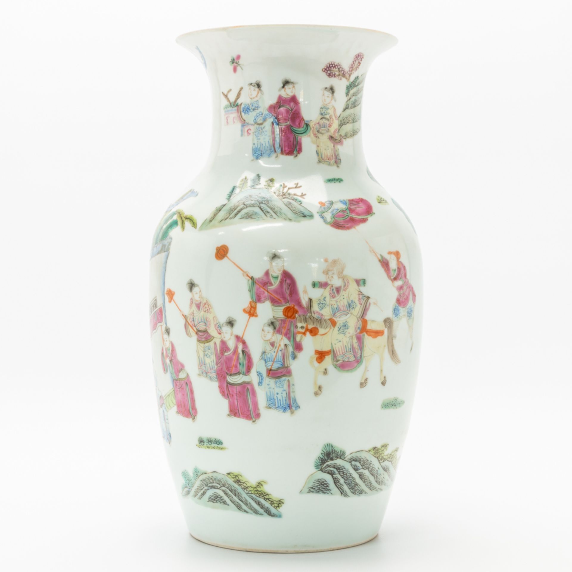 A Chinese vase with double decor of warriors and wise men. 19th/20th century. (36 x 19 cm) - Bild 3 aus 16