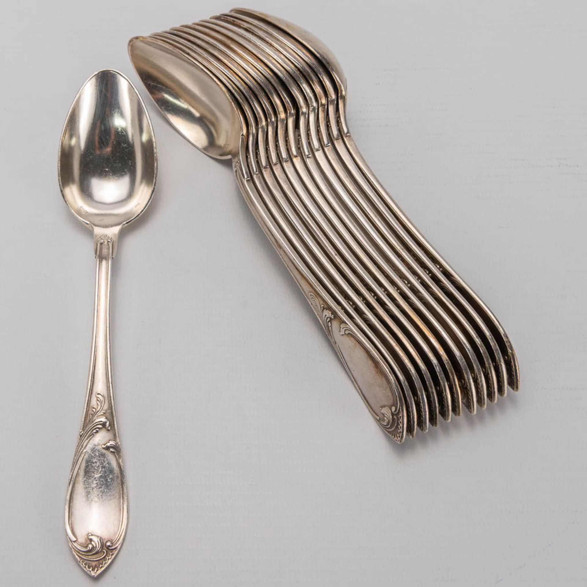 A silver-plated flatware cutler, Wiskemann Brussels, 94-pieces, Art Nouveau style.  - Bild 20 aus 25