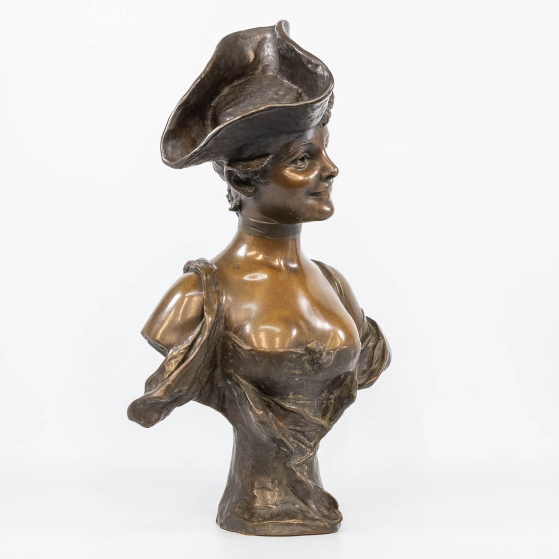 Georges VAN DER STRAETEN (1856-1928) a bust of a lady. Marked 'Society des bronzes de Paris'. (23 x  - Bild 4 aus 13