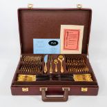 A gold-plated flatware cuttlery set, made by Solingen in Germany. Inox 18/10 gold-plated 23 karat. 7