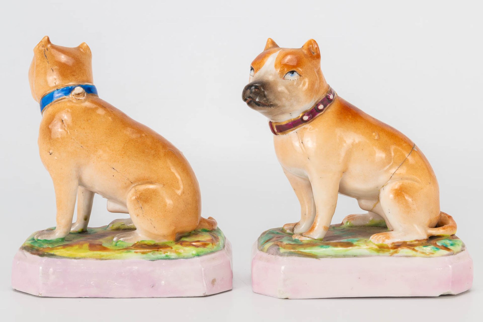 A collection of 2 pairs of porcelain dogs, marked L&M and Staffordshire. The second half of the 19th - Bild 11 aus 16