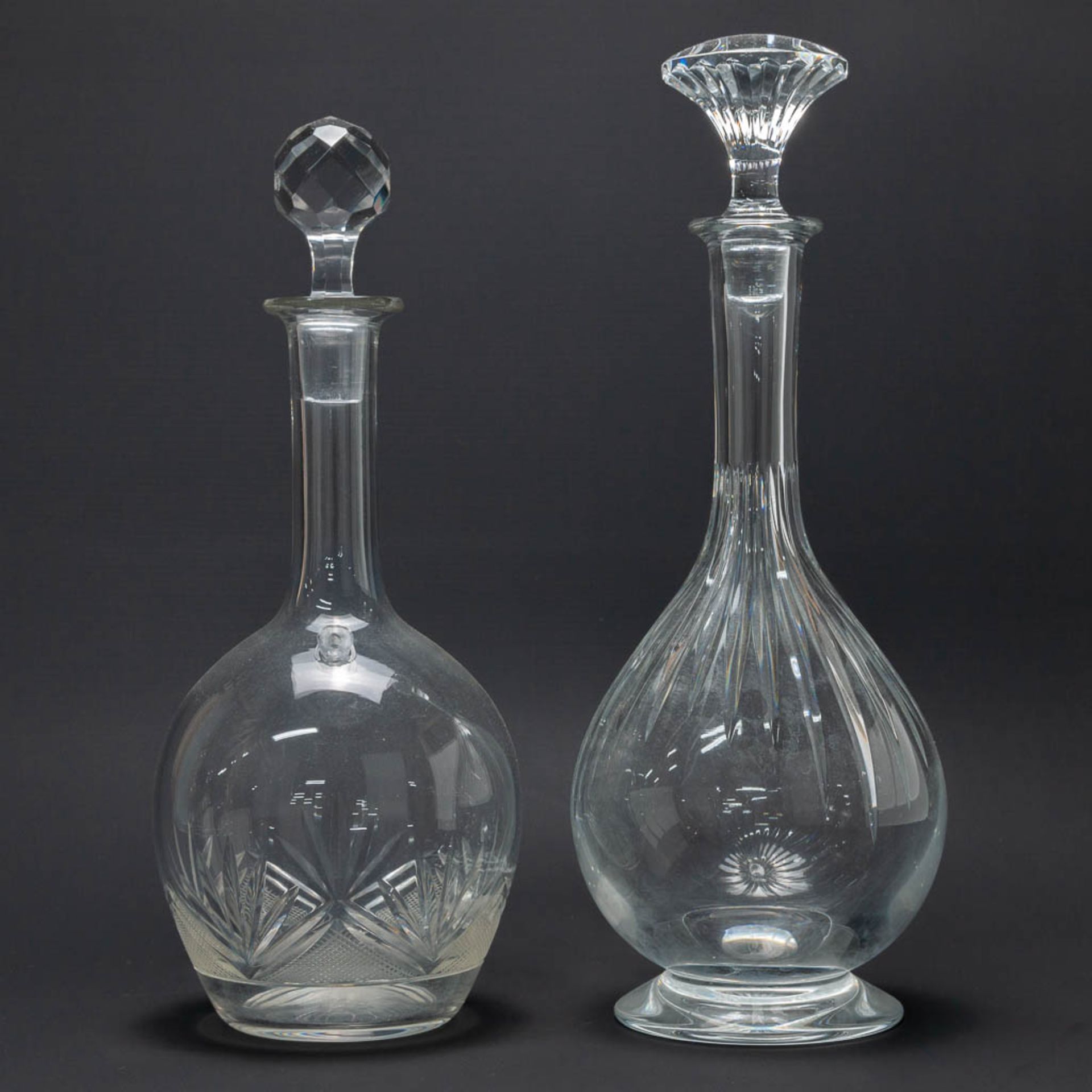 An assembled collection of 3 Baccarat decanters, a glass decanter and a Barbini Murano glass paperwe - Image 3 of 19