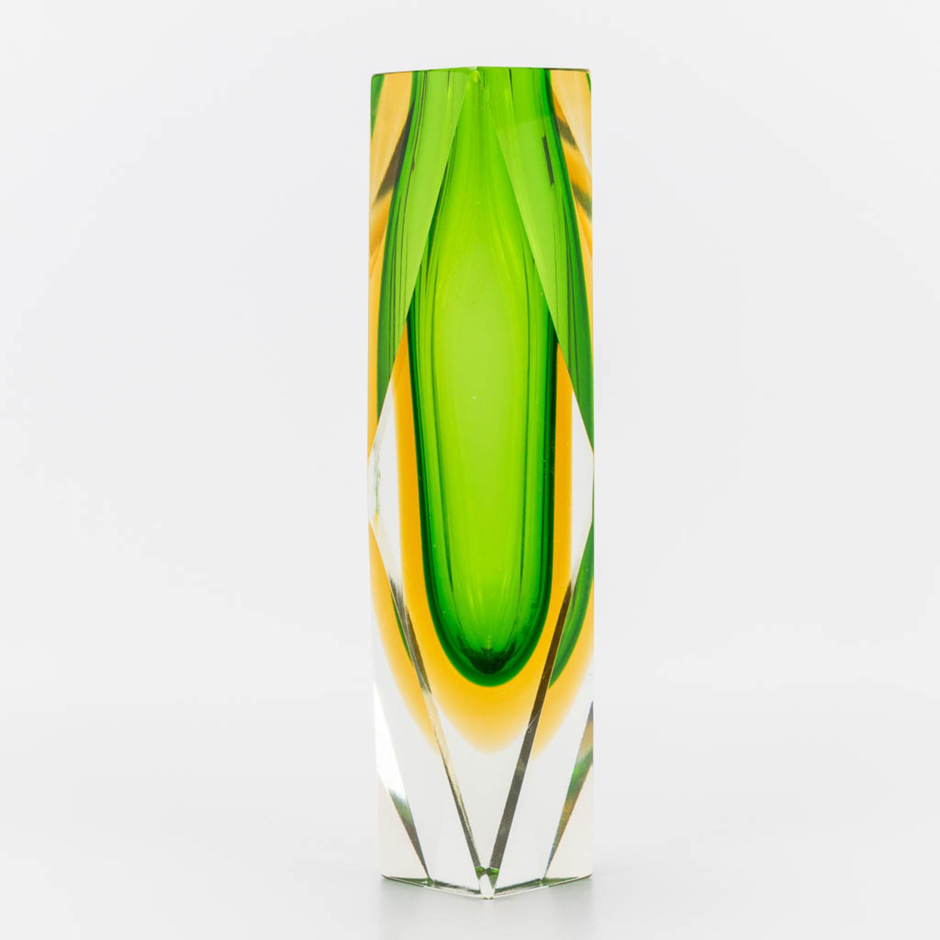 a Sommerso glass vase stickered Vetri Murano . (7 x 7 x 25 cm) - Image 5 of 12