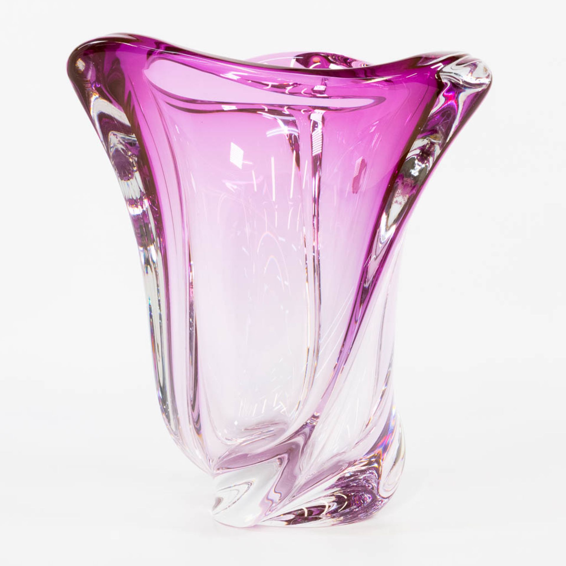 A large vase made of colored crystal. Marked Val Saint Lambert, and made in Belgium. (23 x 23 x 26 c - Bild 6 aus 12