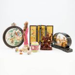 A collection of Chinese porcelain, sculptures and a table screen. (9 x 31 x 22 cm)