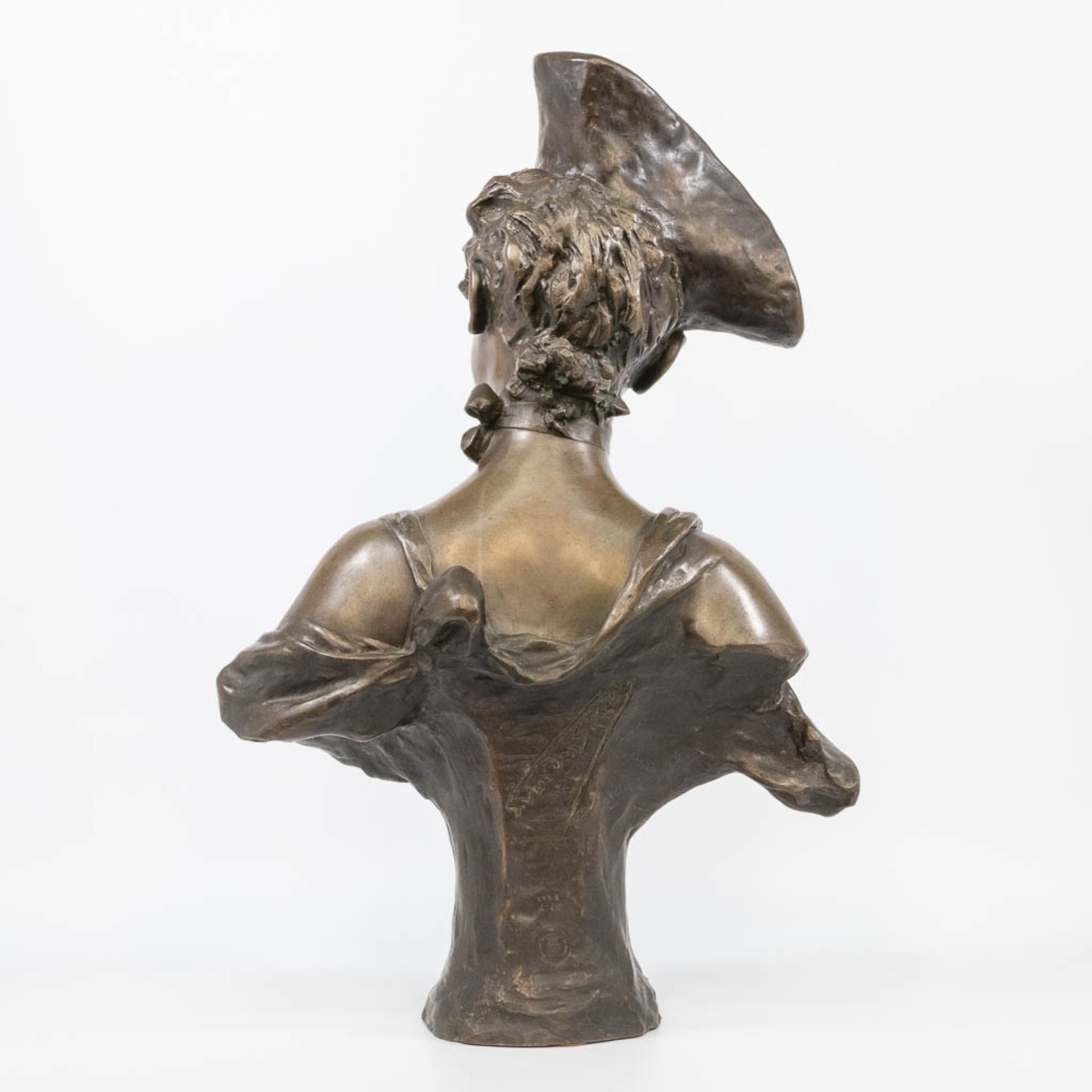 Georges VAN DER STRAETEN (1856-1928) a bust of a lady. Marked 'Society des bronzes de Paris'. (23 x  - Bild 6 aus 13